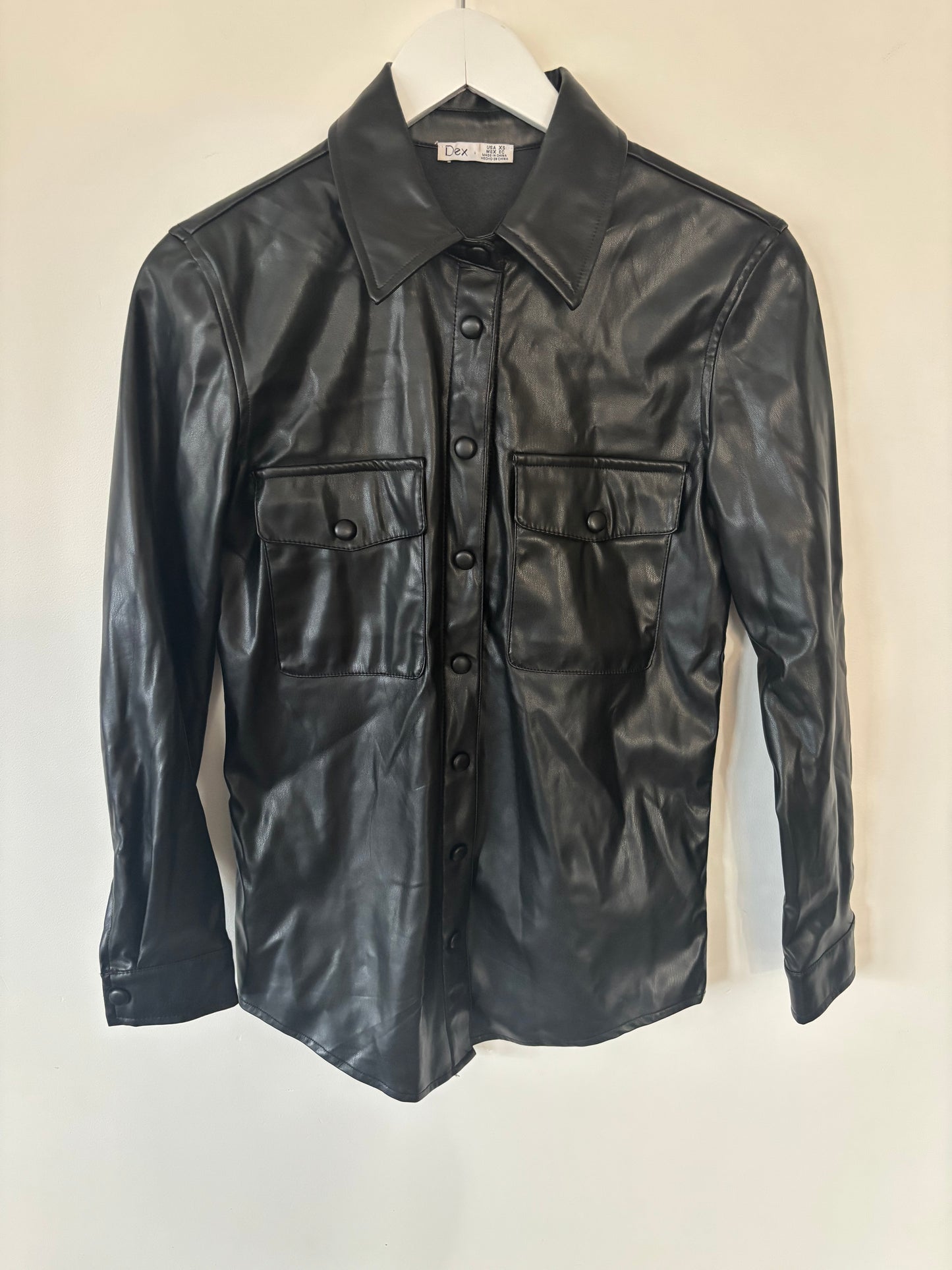 Dex Faux Leather Black Snap Up Collared Shirt | XS (N216K6)