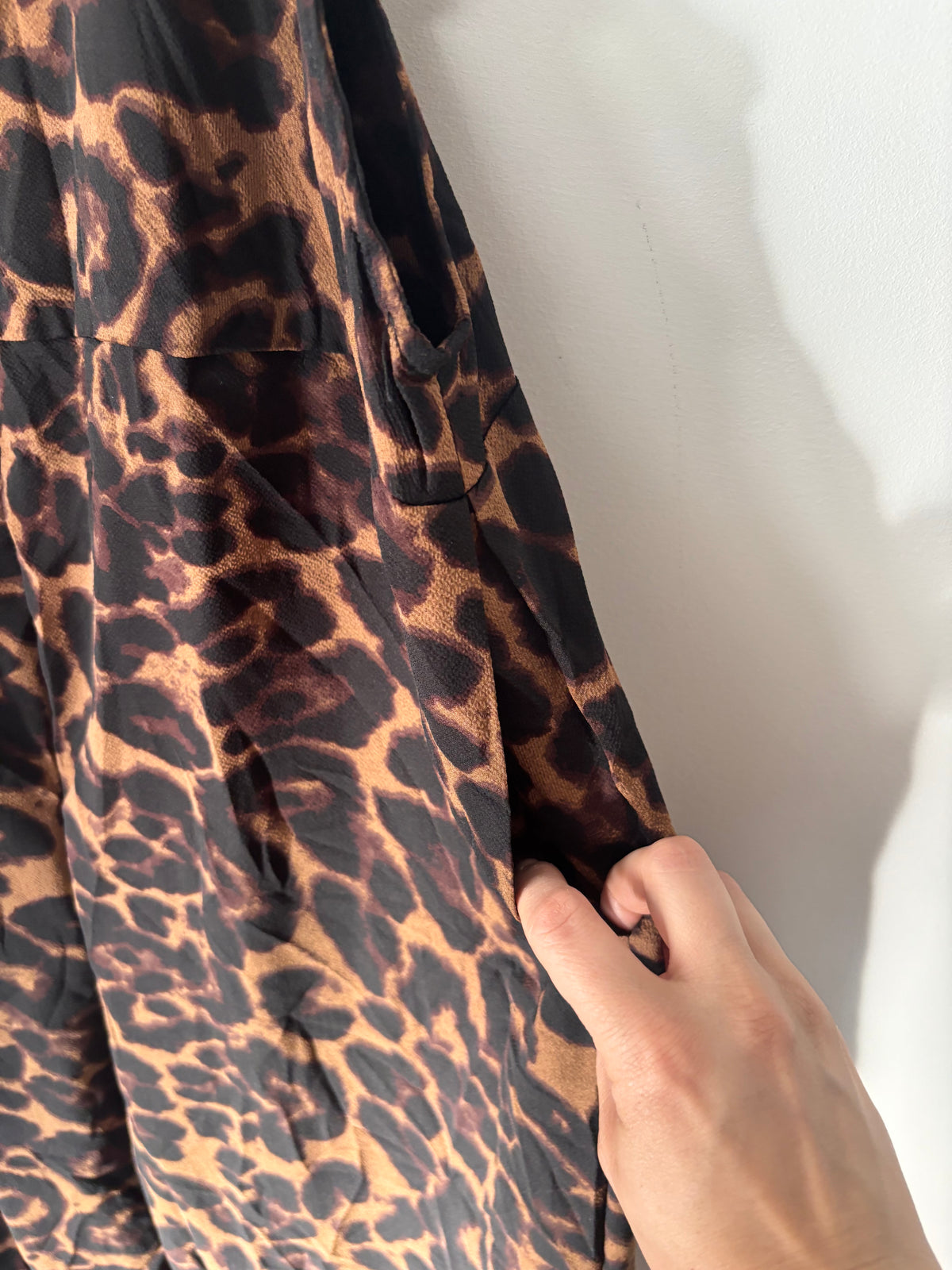 No Brand Lightweight Leopard Overalls | Sz Medium
