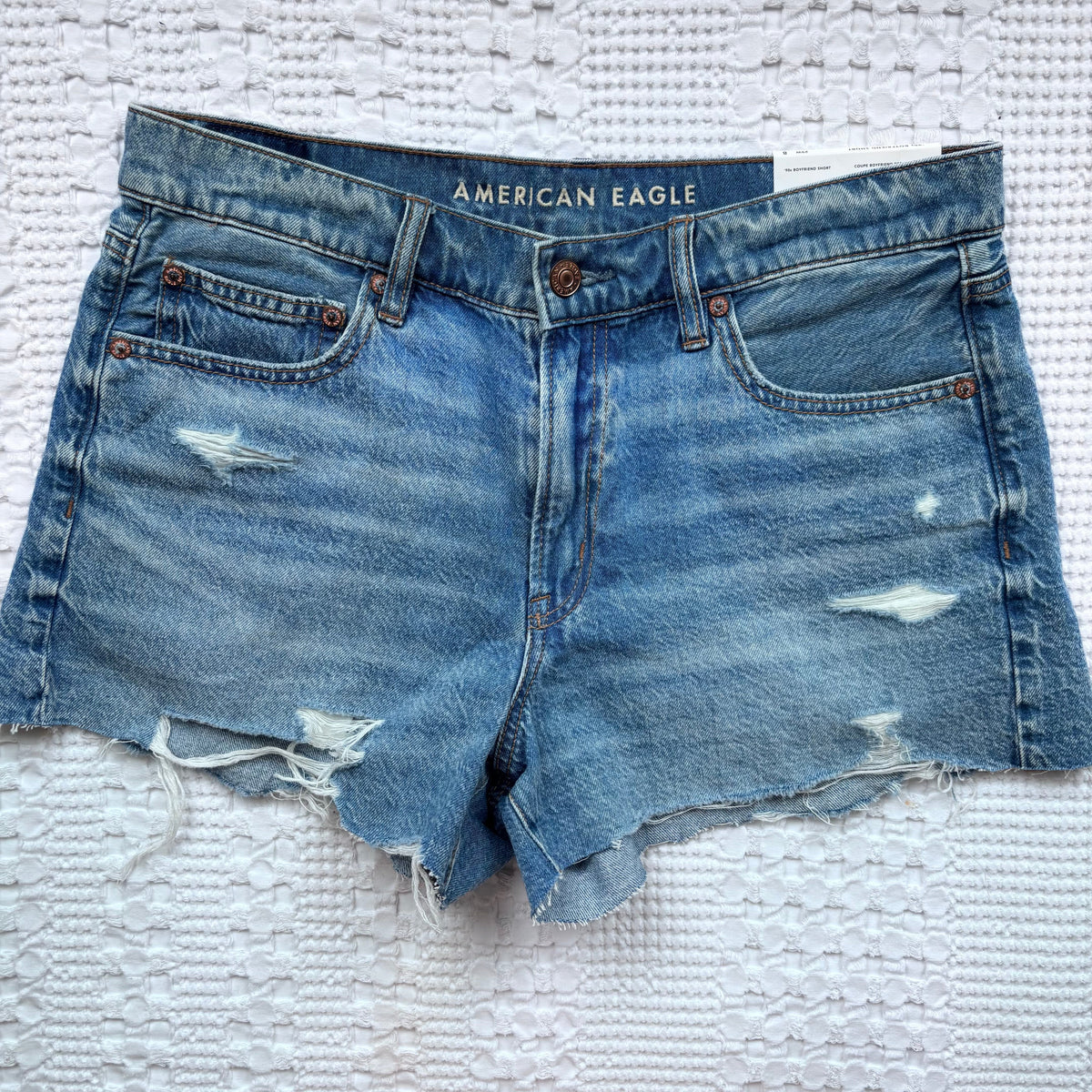 AE 90s Boyfriend Shorts NWT | Sz 29 (small fit)