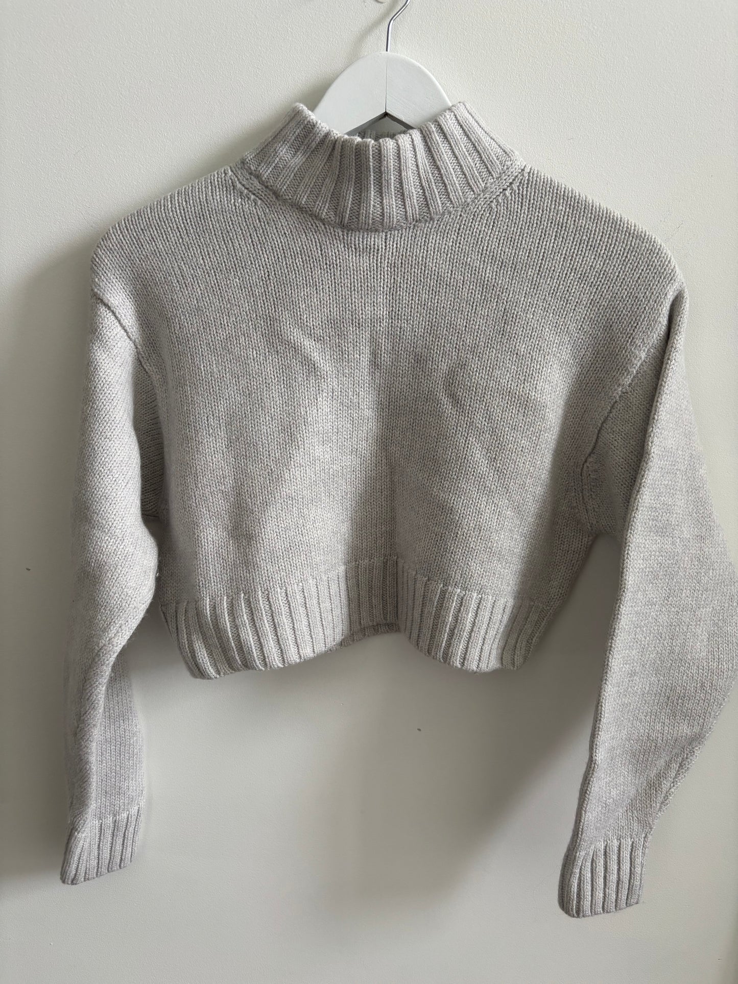 Wilfred/Aritzia Cropped Wool Turtleneck Sweater | XS (would fit sz small)