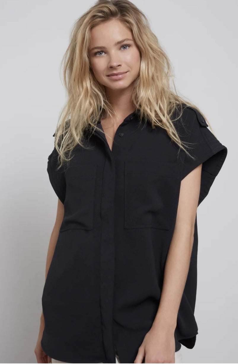 Yaya Sleeveless Shirt Jacket | 34 (small, fit is oversized)