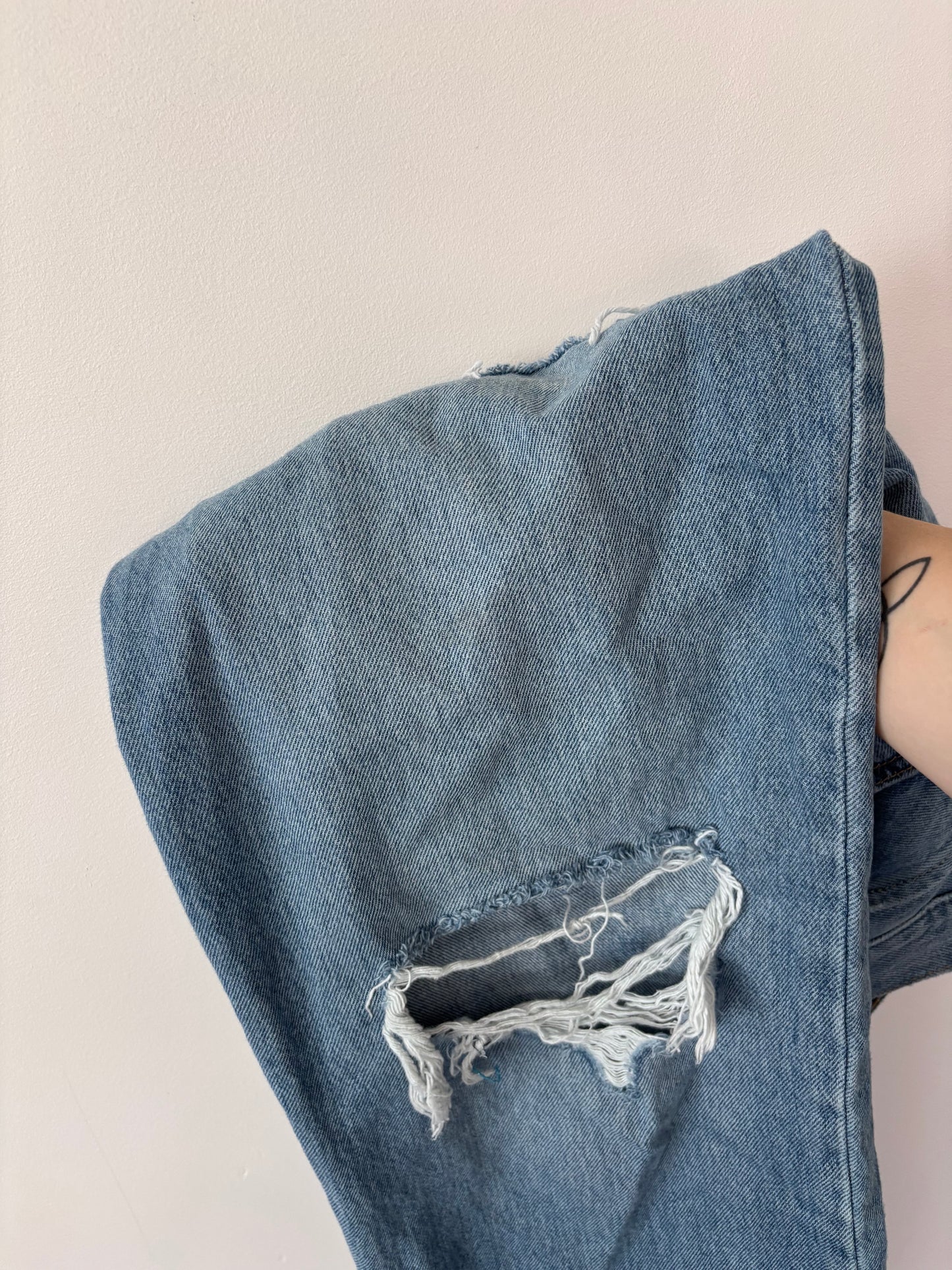 Levi's 94' Baggy Wide Jeans with Distressing | Sz 30