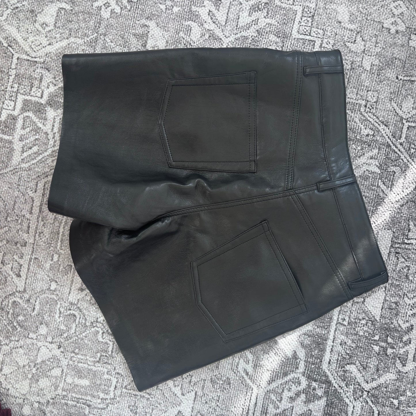 Wilfred Mercury Vegan Black Leather Shorts | Sz 2