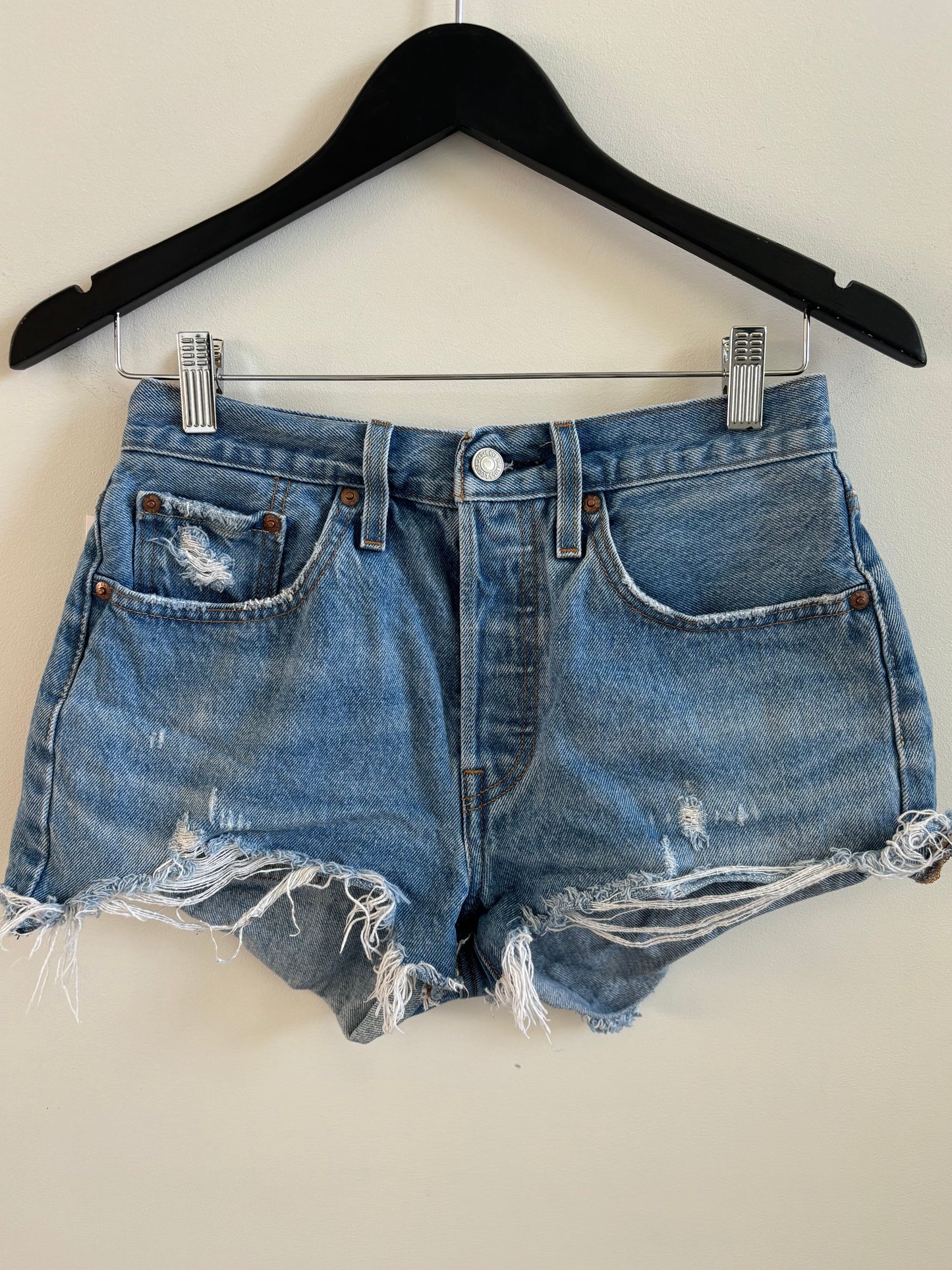 Levi 501 Classic Shorts Medium Blue | 27