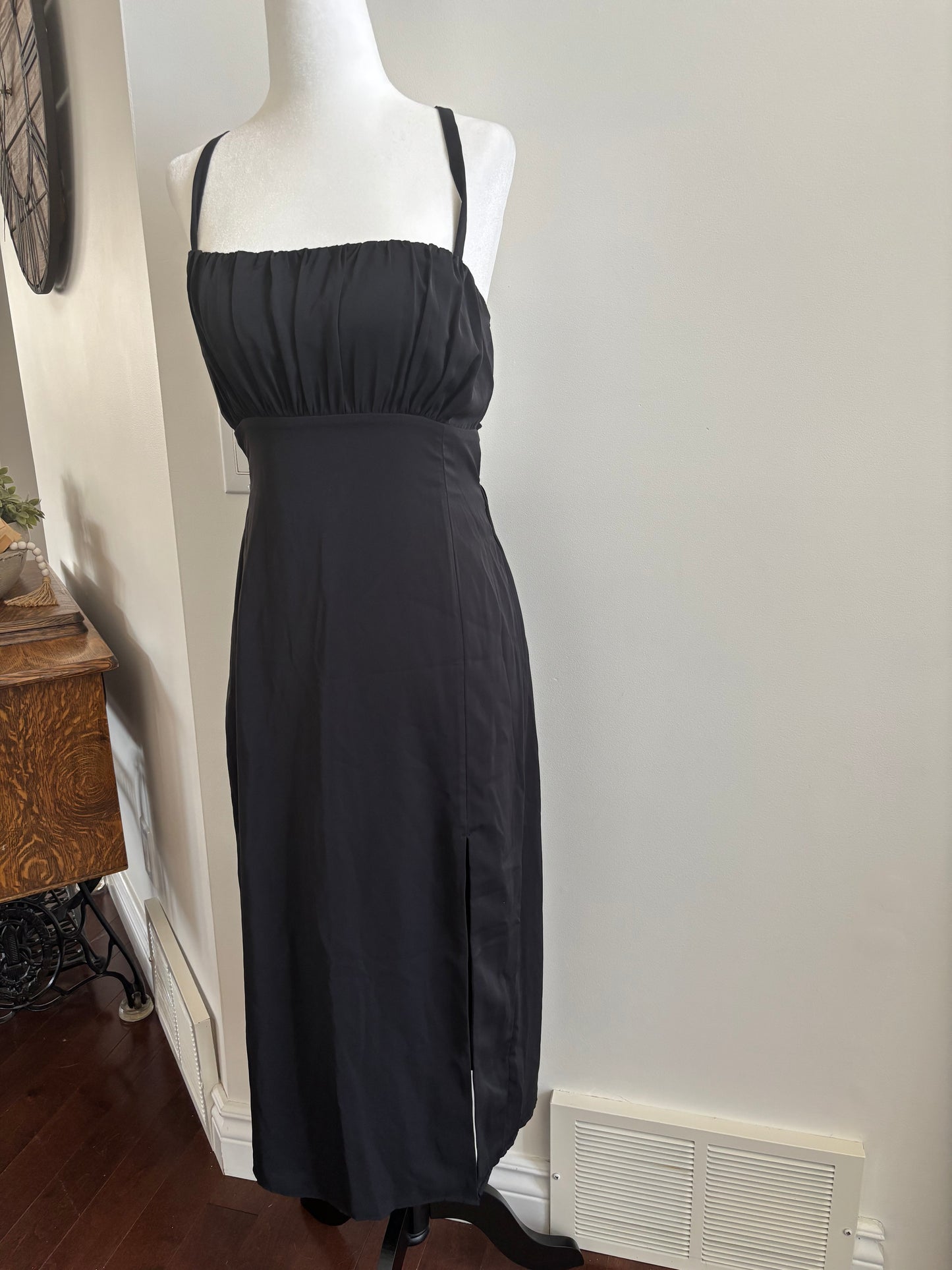 Abercrombie Strappy Back Midi Dress | Medium (OC07D2)