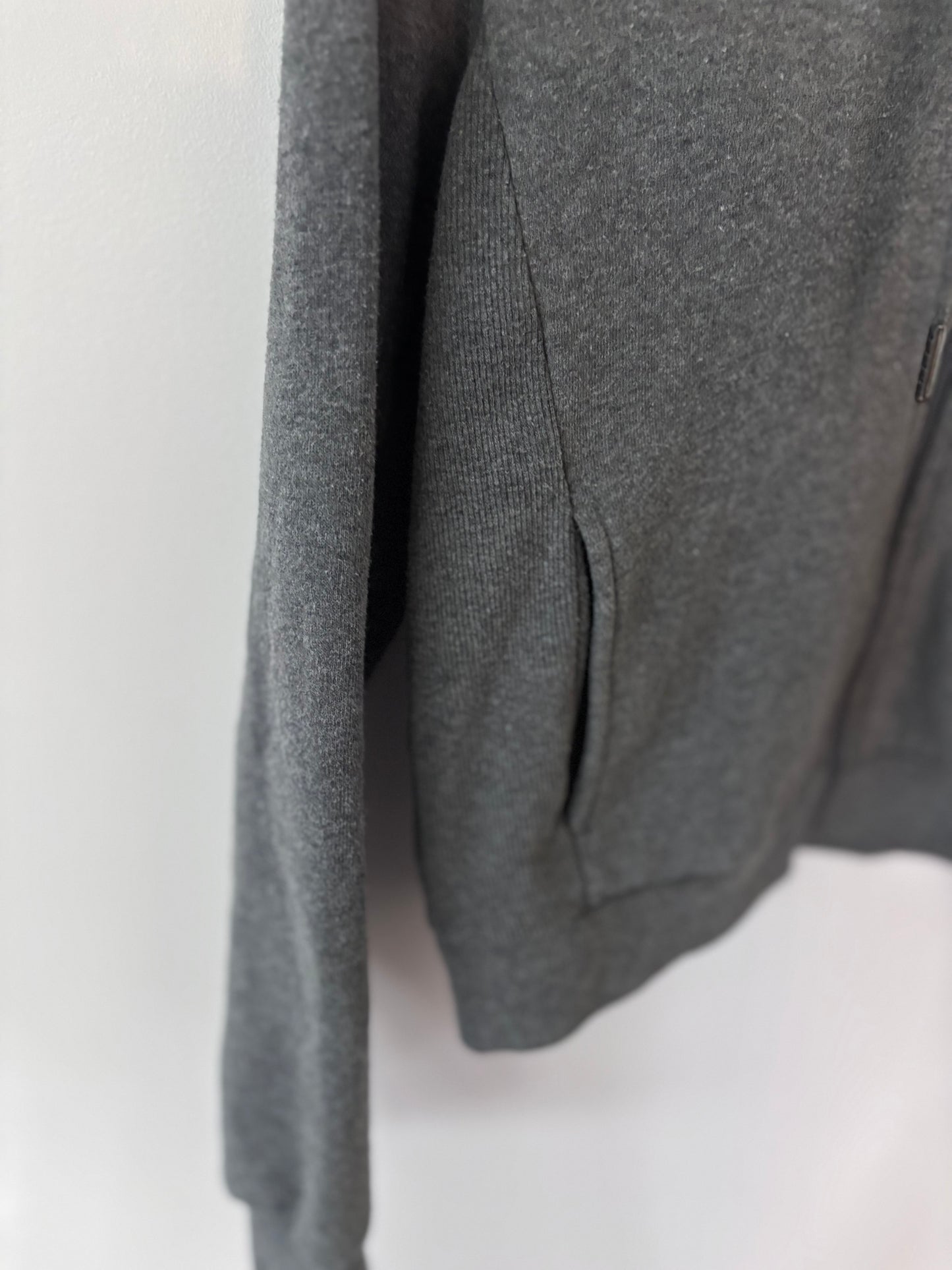 Mondetta Dark Grey Zip Hoodie | Sz Small