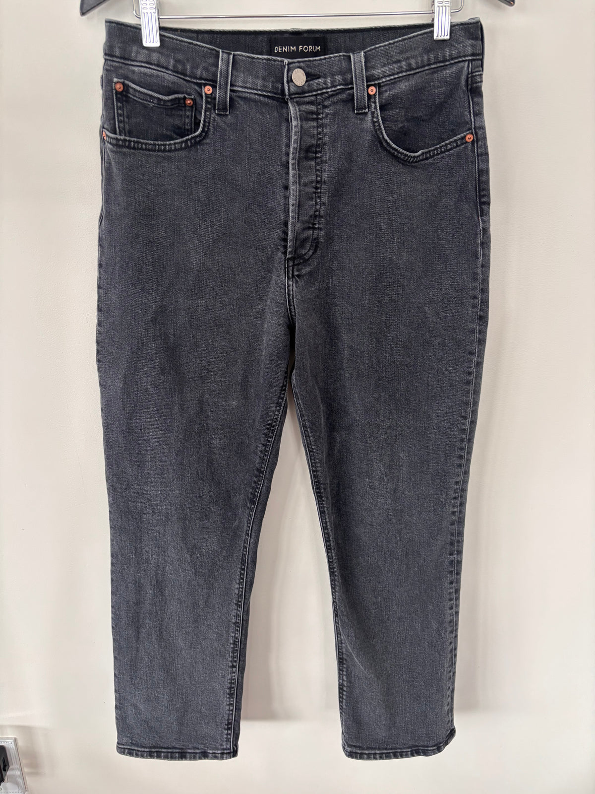 Denim Forum Arlo Straight Leg Denim | Sz 31
