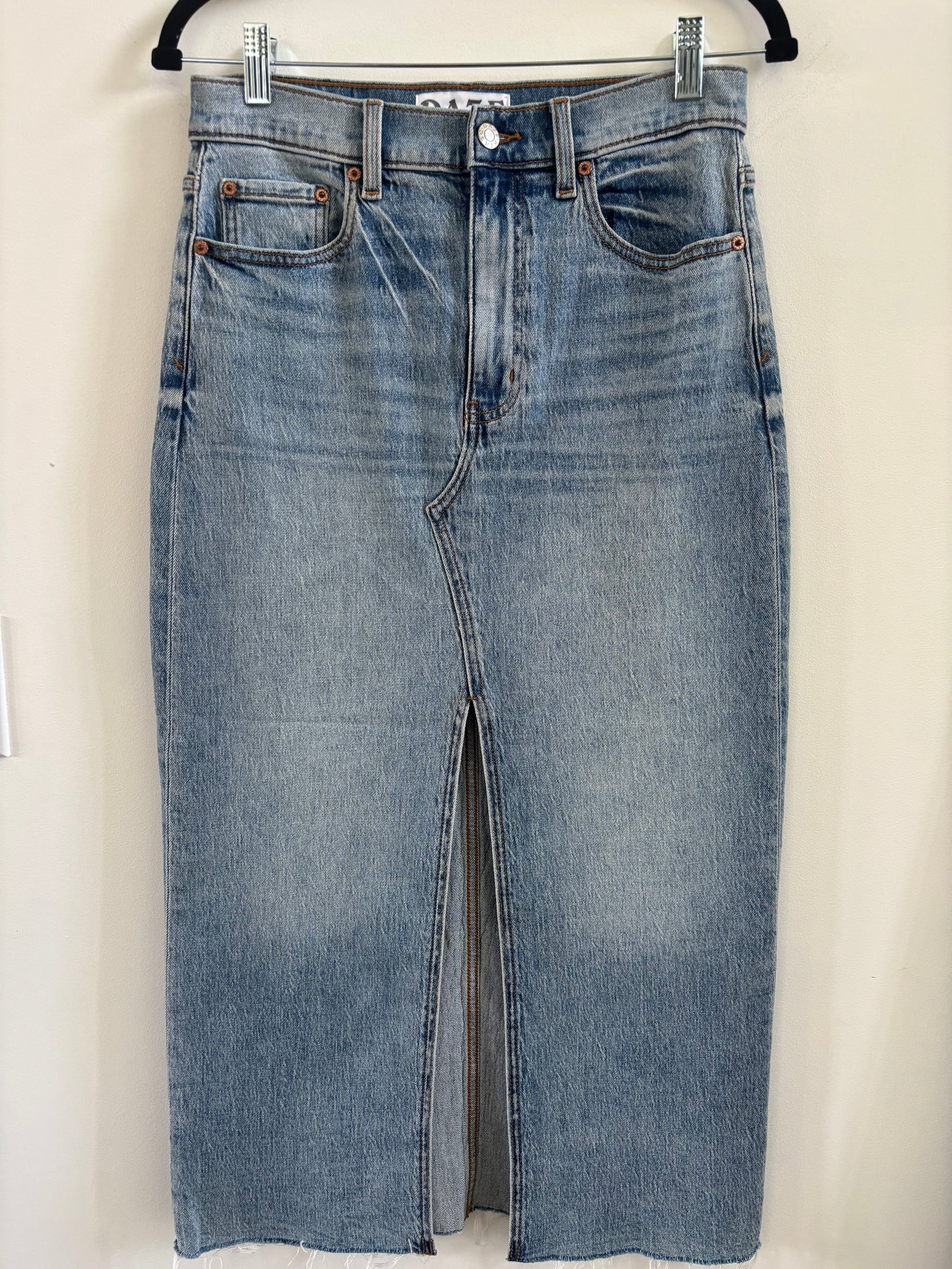 Daze Denim Girl Next Door Denim Skirt | 26 (fits like 27)