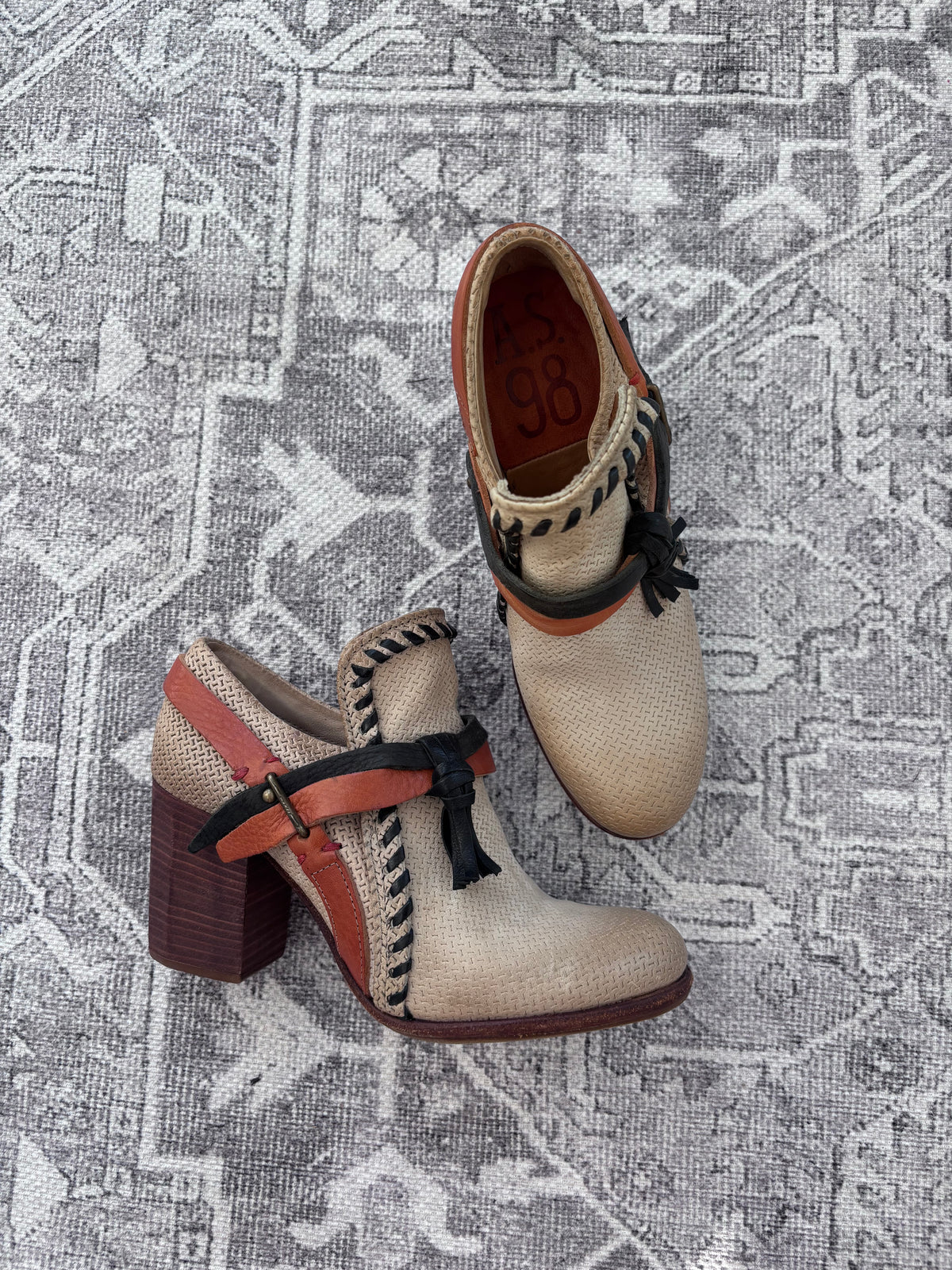 A.S. 98 Leather Block Booties | Sz 38 (fit like 6 or 6.5)