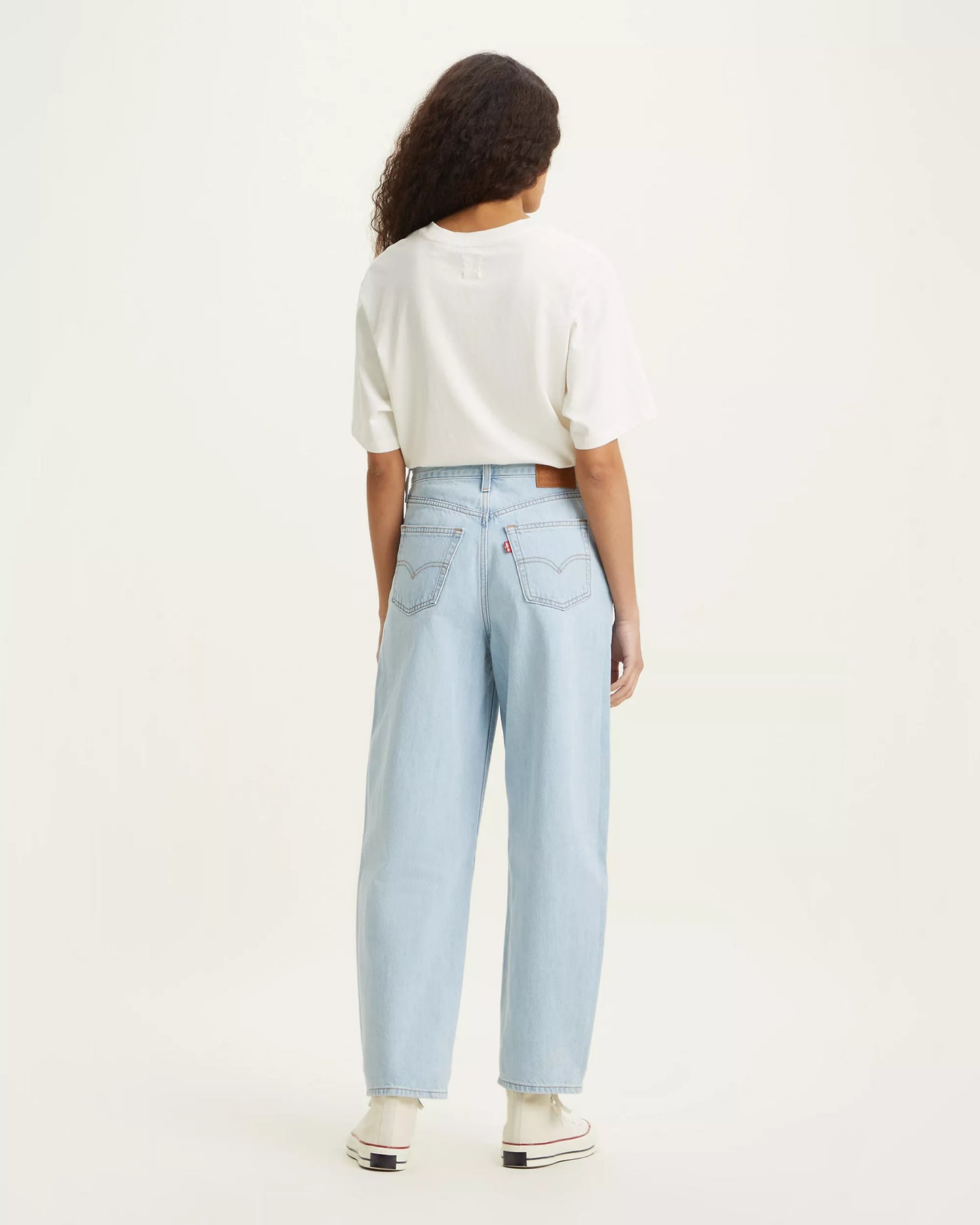 Levi's Balloon Denim in Lightwash | 29