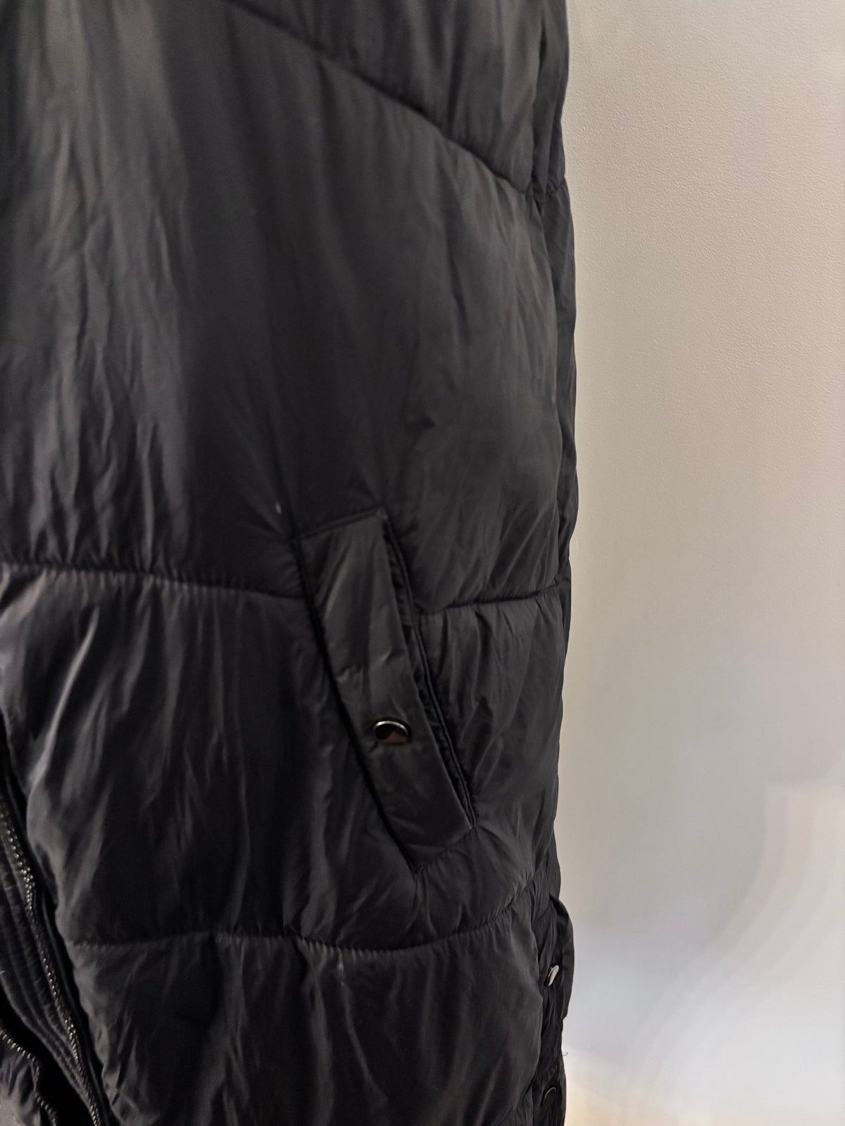Vero Moda Long Black Puffer Vest | Sz Medium (M1)