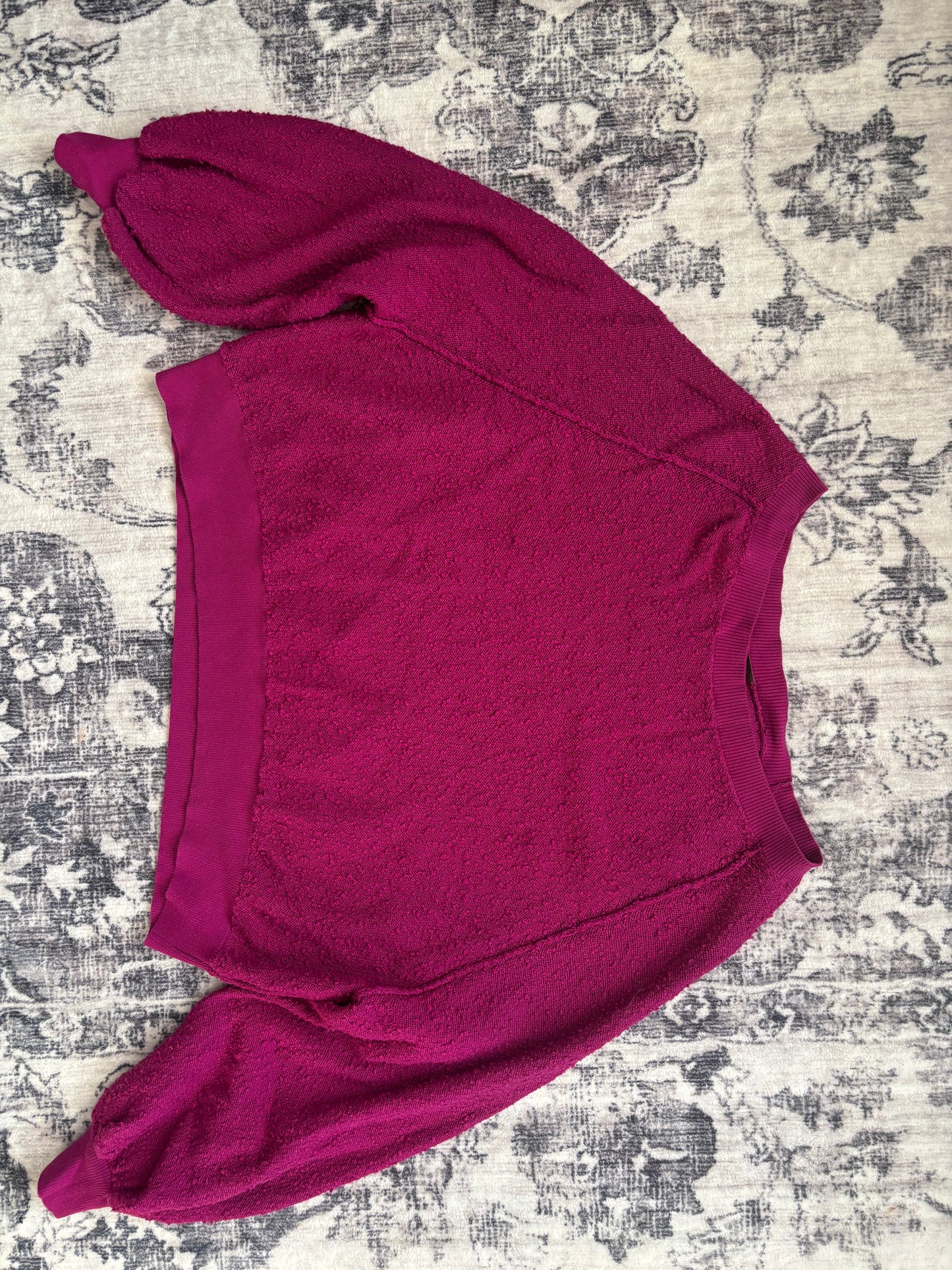 Free People "Found My Friend" Pullover in Fuscia | XS fits size Small or Medium (D104P3)