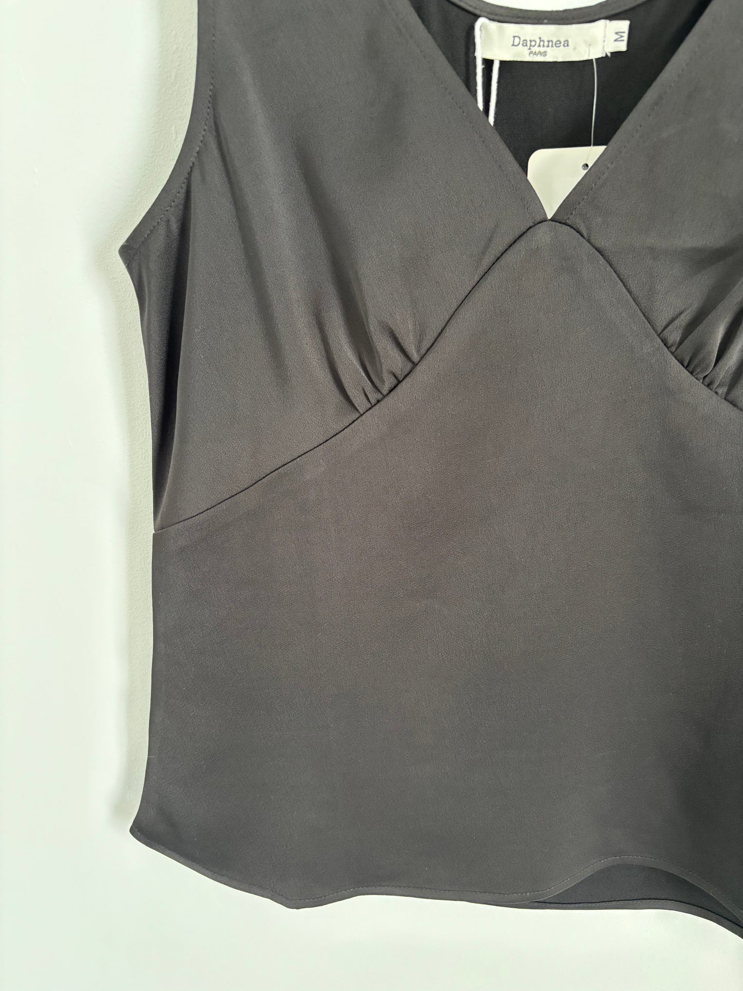 Daphnea NWT Black Satin Top | Medium