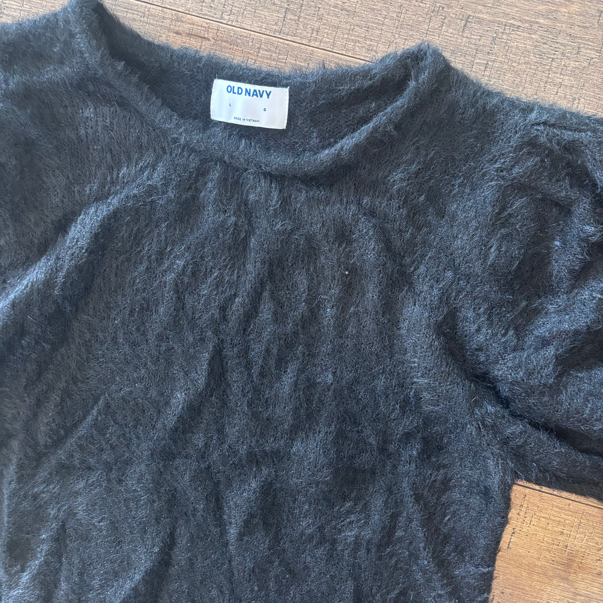 Old Navy Fuzzy Black Top | Sz Large
