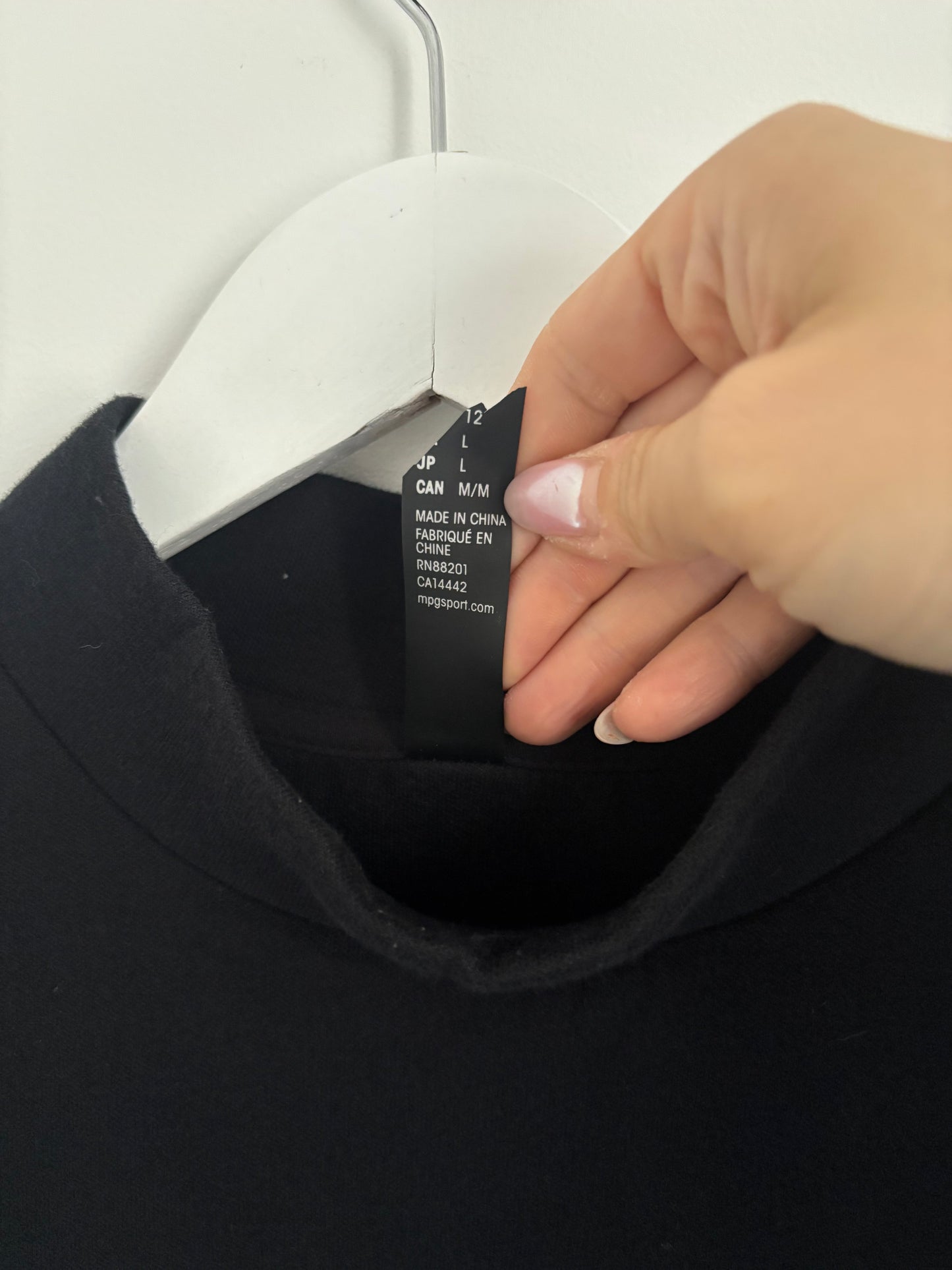 MPG Mock Neck Sweater | Medium (fits large) (O76C16)