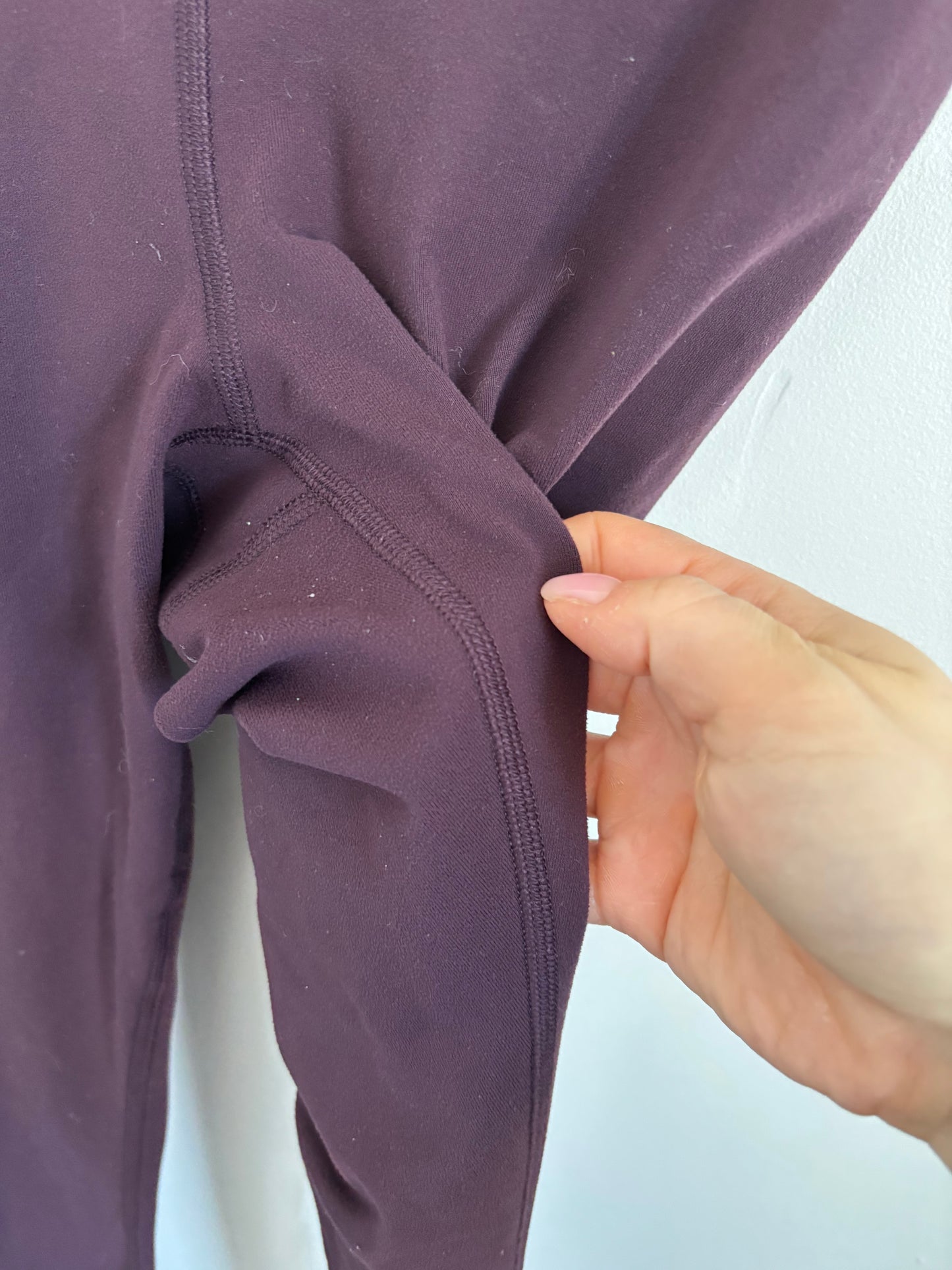 Lululemon Wunder Train High-Rise Crop Grape Thistle | Sz 4 or 6 (J175L9)