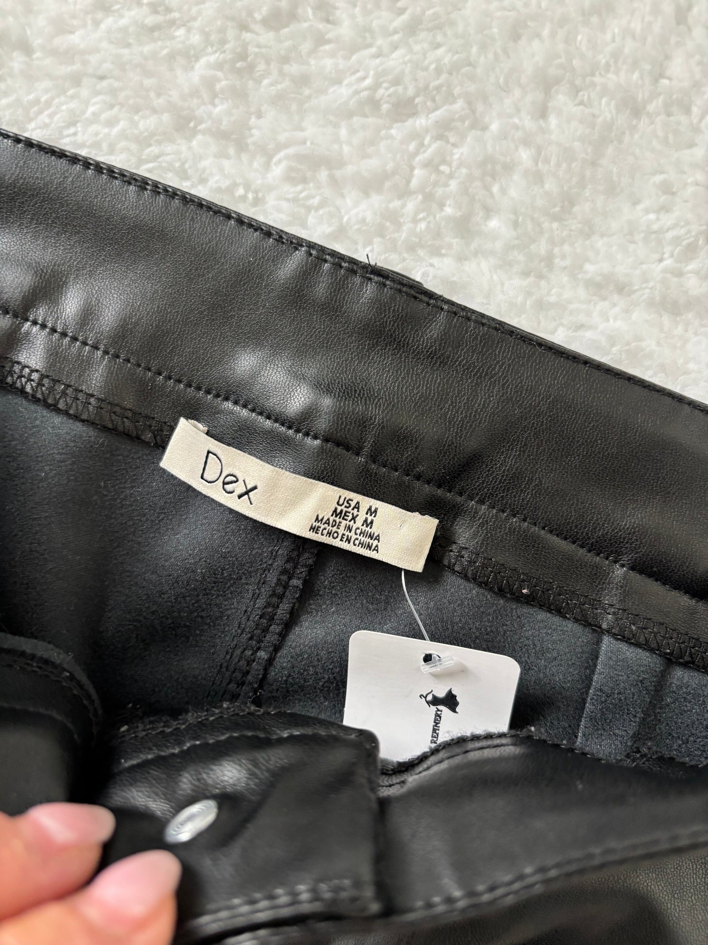 Dex Faux Leather High Rise Pants | Medium (O79G1)