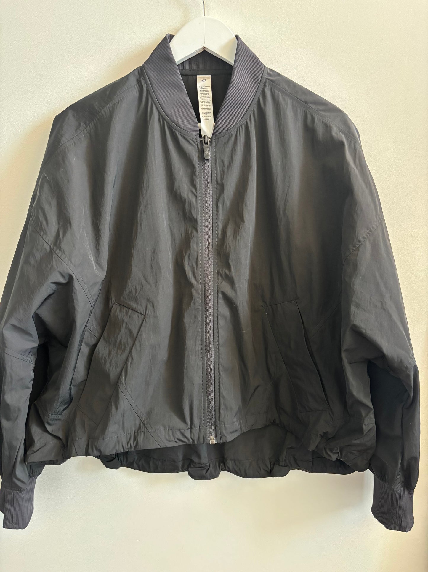 Lululemon Lightweight Hem Cinch Bomber Jacket | S/M (See details)