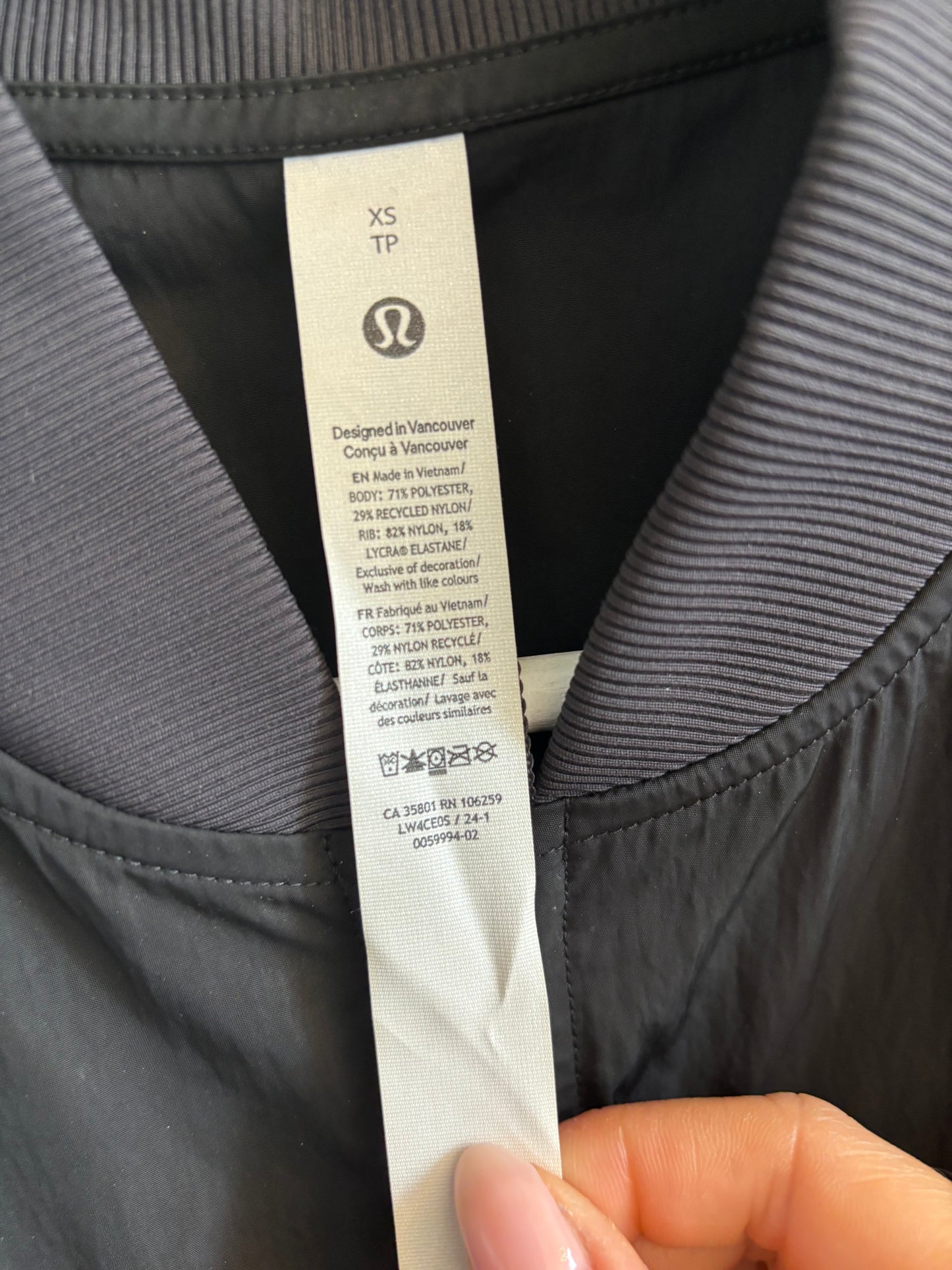 Lululemon Lightweight Hem Cinch Bomber Jacket | S/M (See details)
