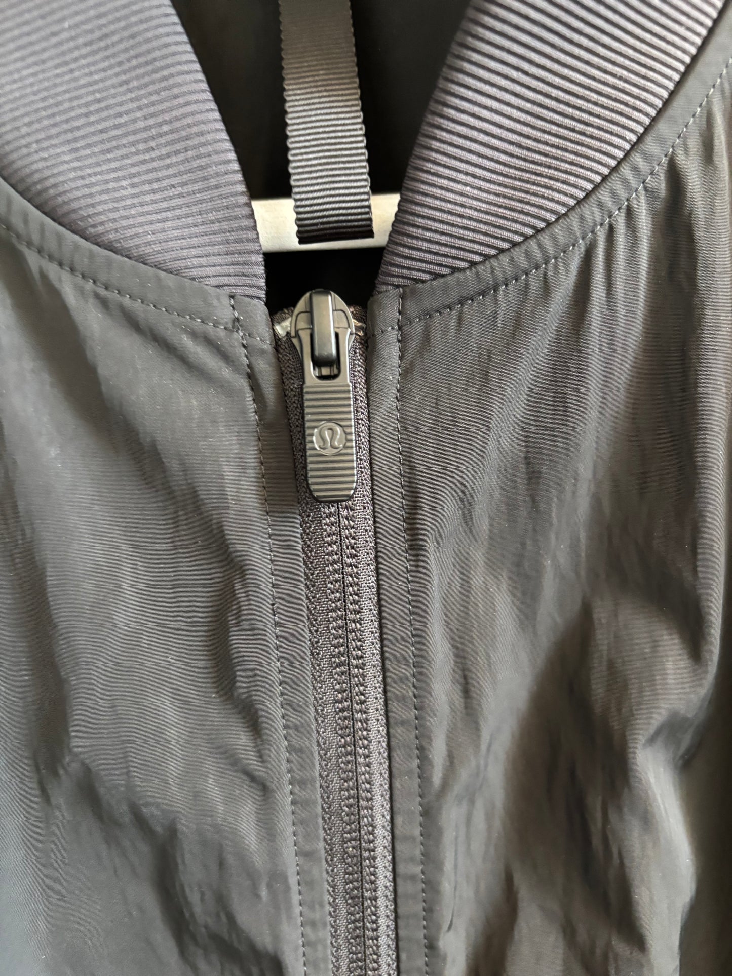 Lululemon Lightweight Hem Cinch Bomber Jacket | S/M (See details)