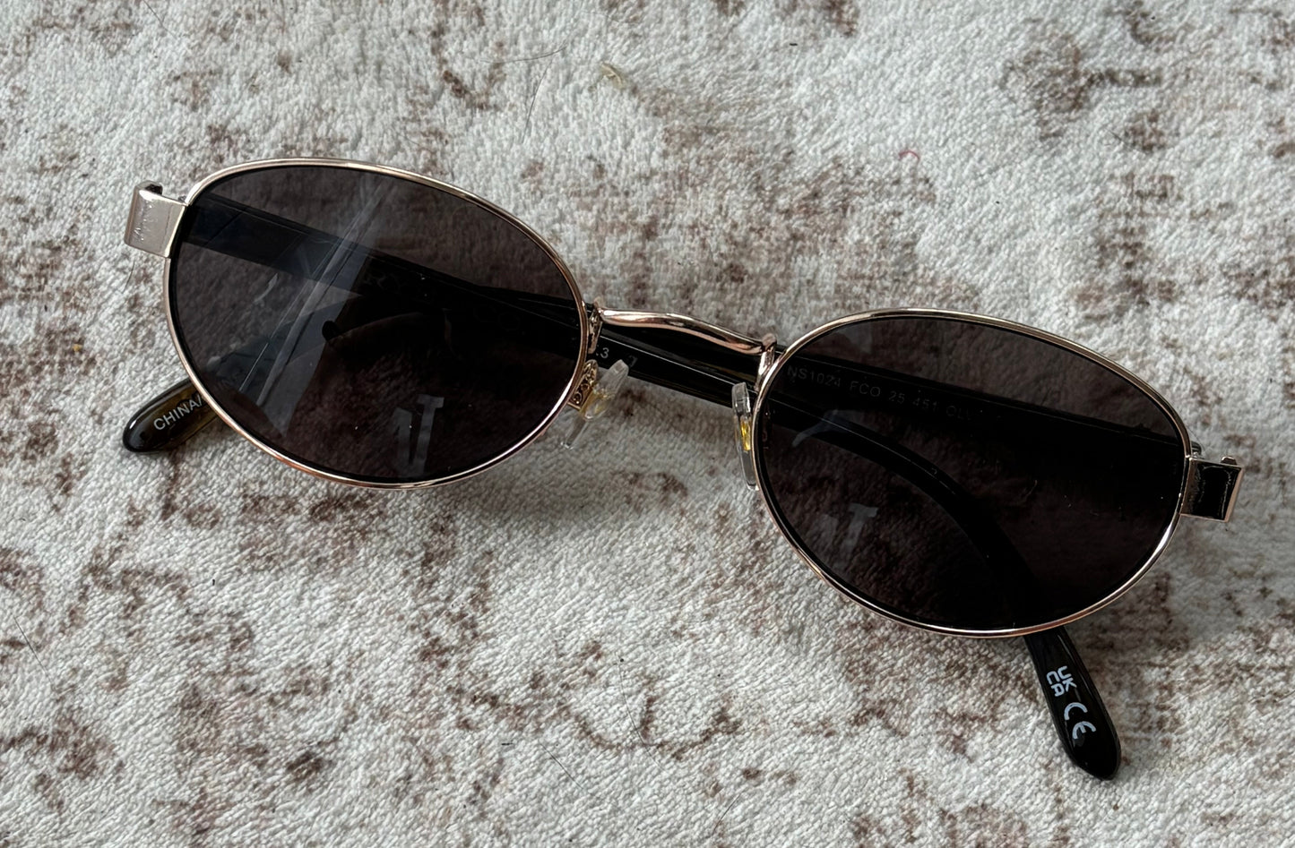 NWOT Frye & Co. Oval Sunglasses