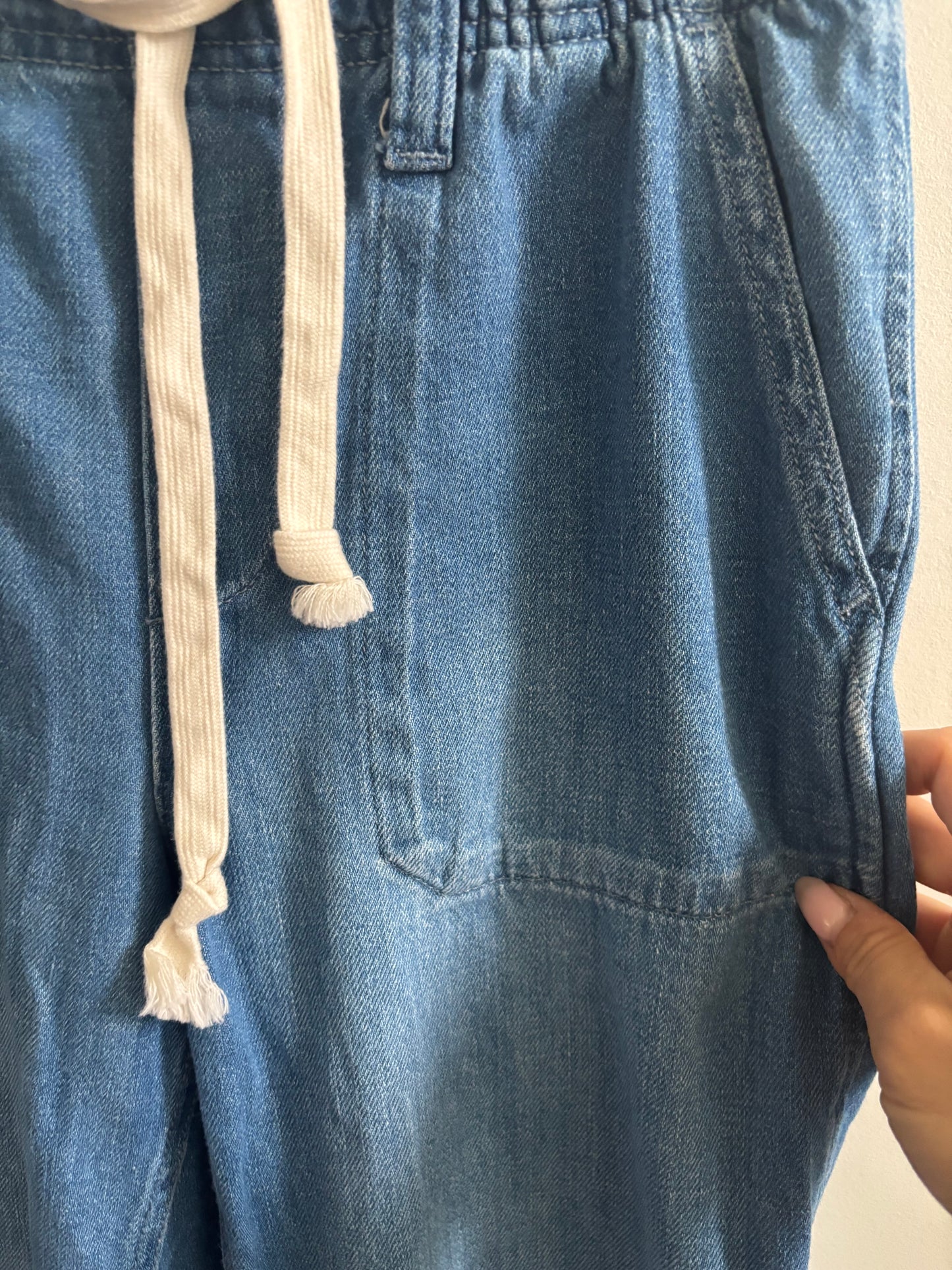 Gap Mid Rise Denim Utility Jeans | XS (relaxed fit)