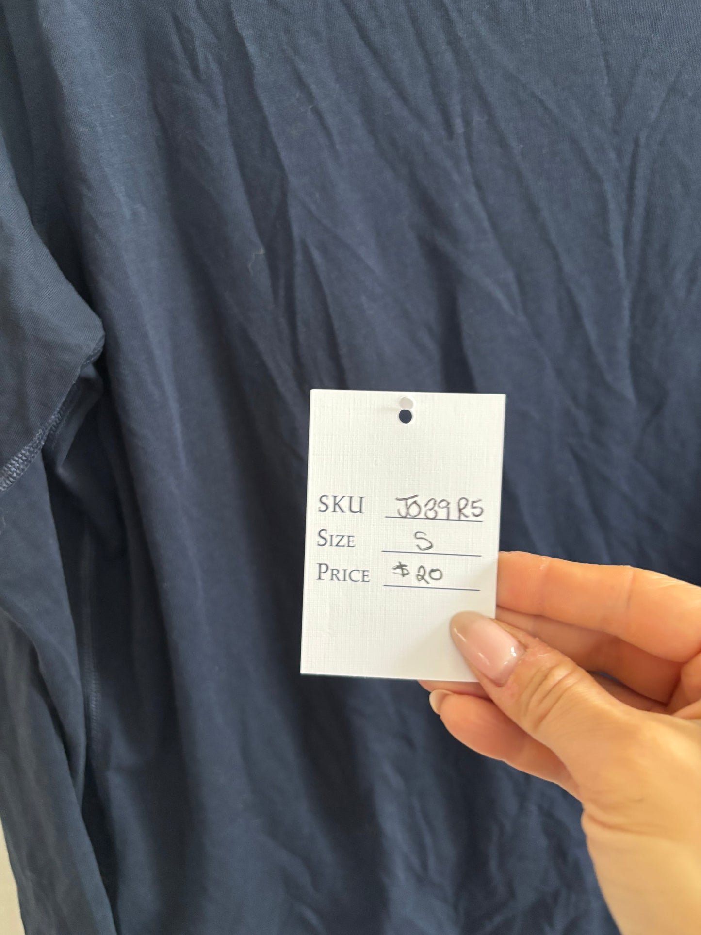 Lululemon Back in Action Long Sleeve | Small