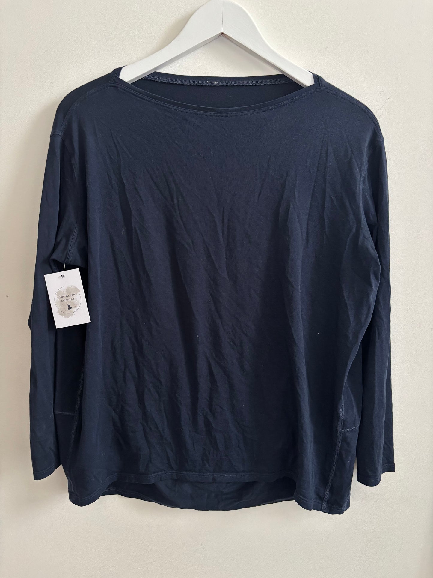 Lululemon Back in Action Long Sleeve | Small