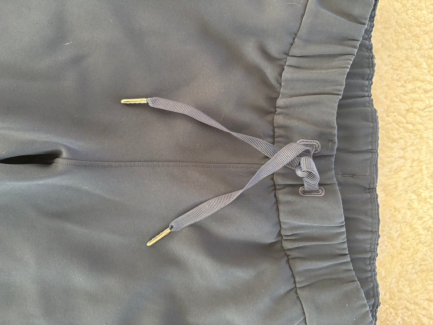 Lululemon Navy On The Fly Joggers | 2 (O71M10)