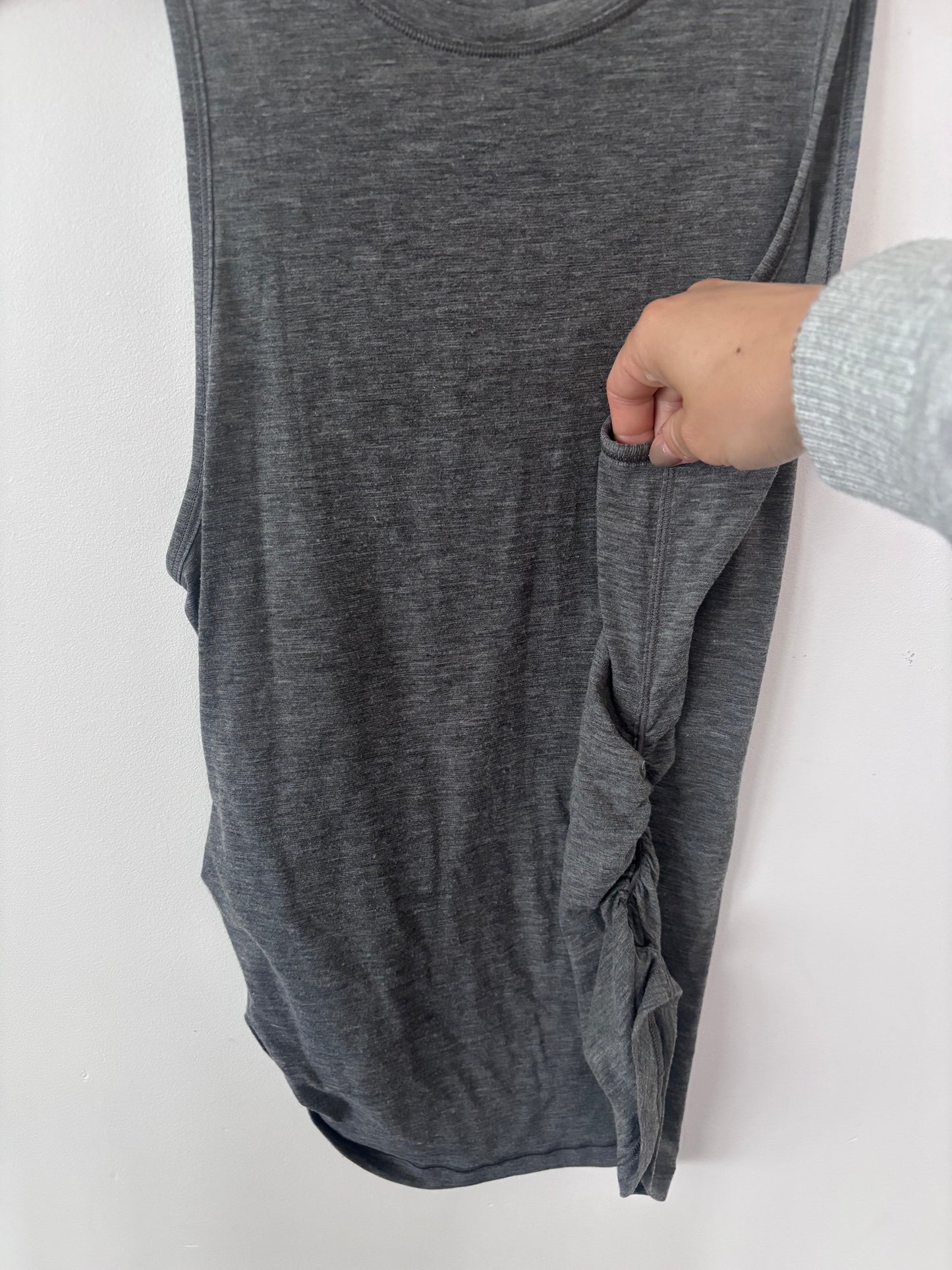 Lululemon Grey Muscle Tank with Ruched Sides | Sz 8/10