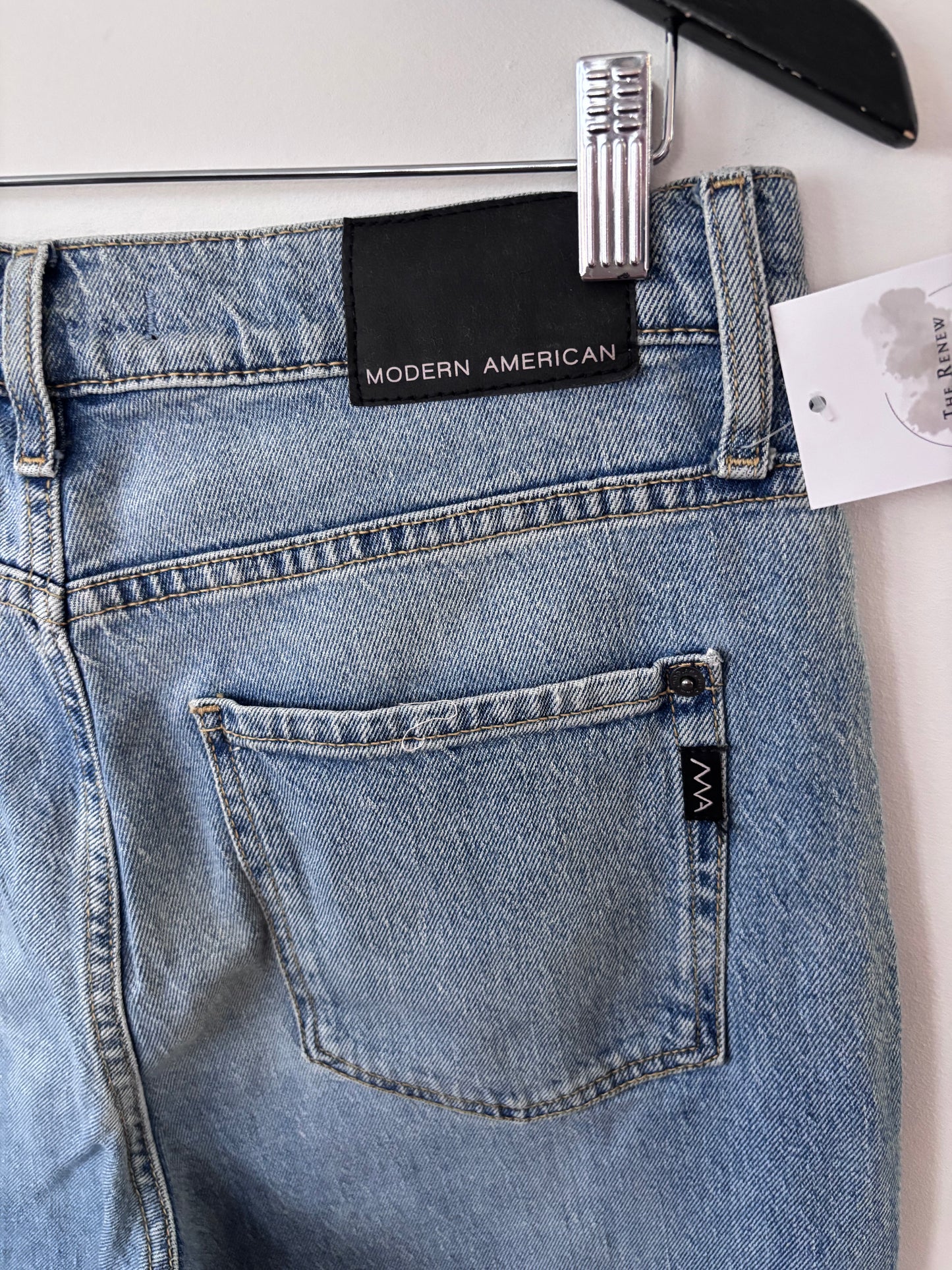 Modern American Savannah High Wide Denim | Sz 30 (F32S6)
