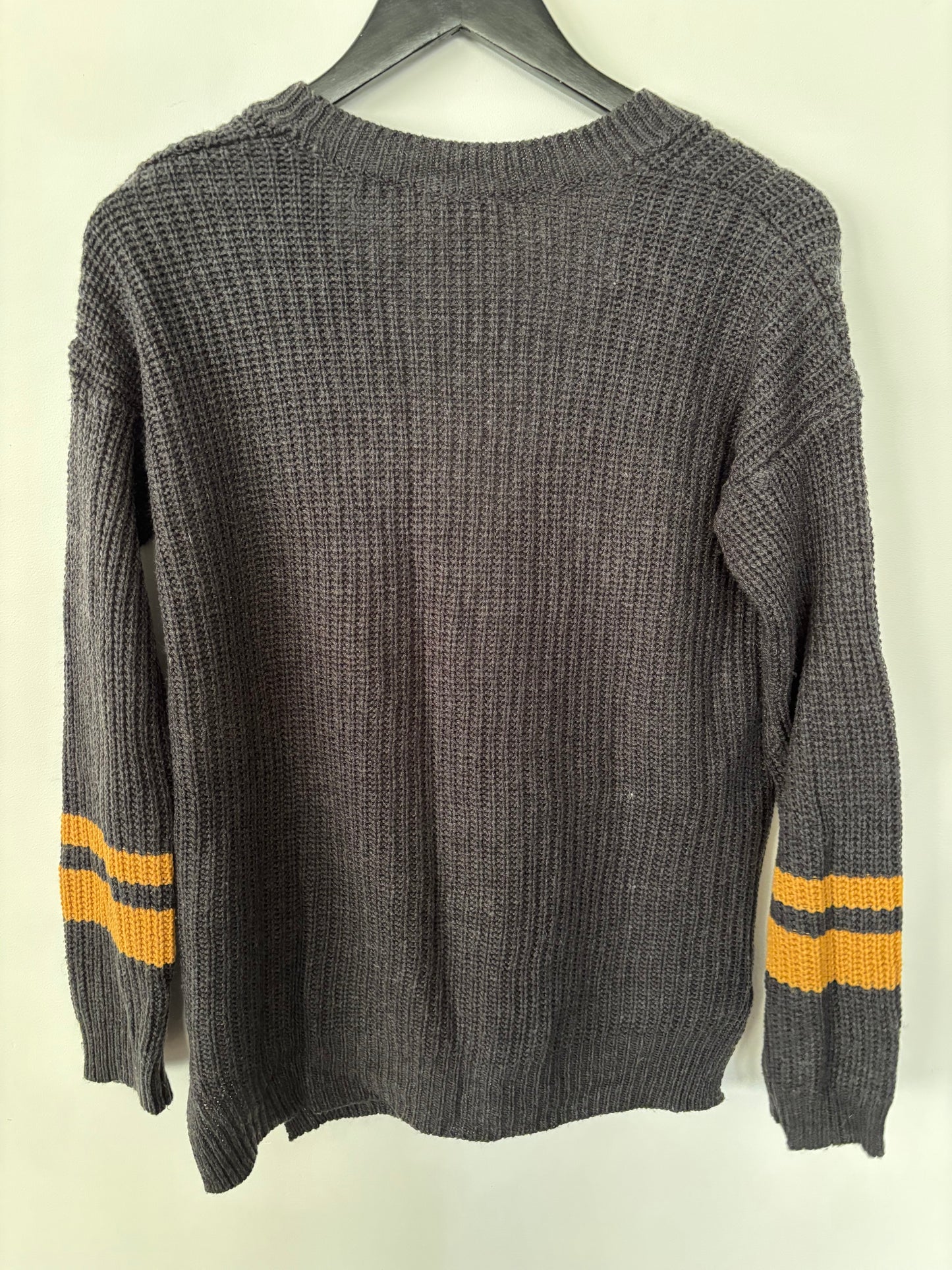 Urban Heritage Knit V-neck Cardigan | Large (N59S20)