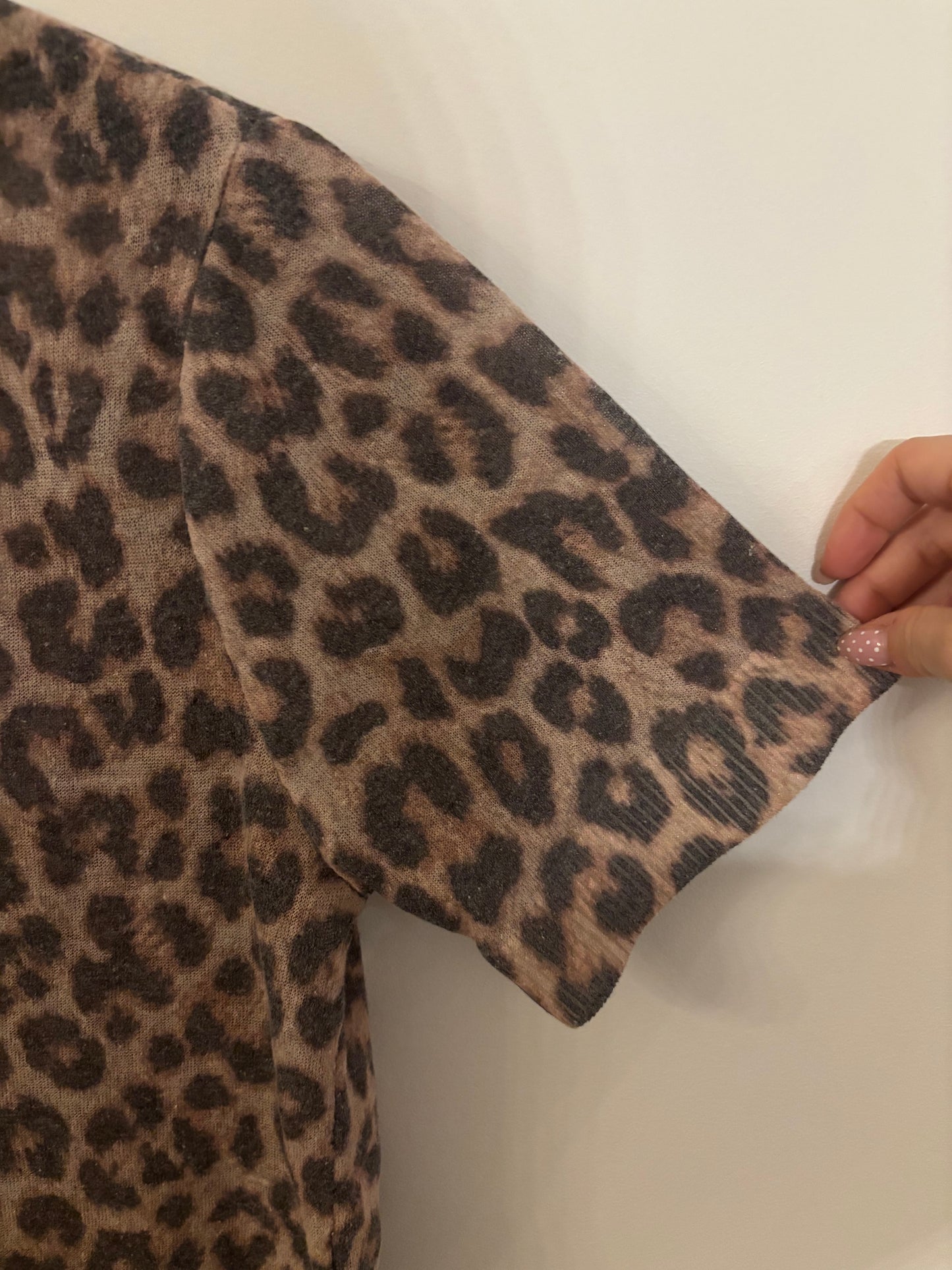 H&M Animal Print Fine Knit Top | XL (may fit like Large) (N70N19)