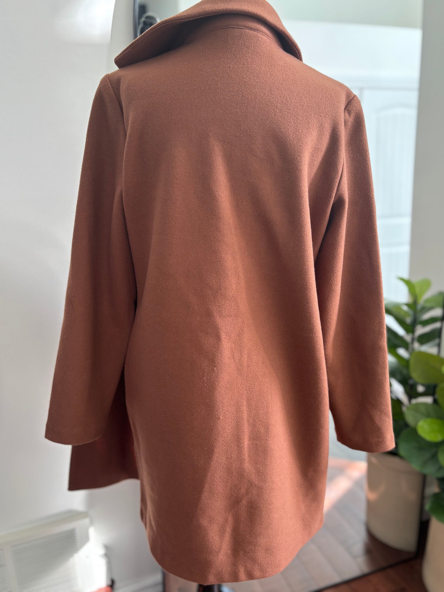 Vero Moda Mid-Thigh A-Line Coat | Small