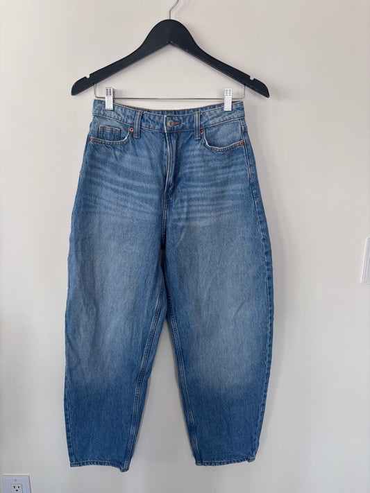 H&M Barrel High Rise Ankle Jeans | Sz 2