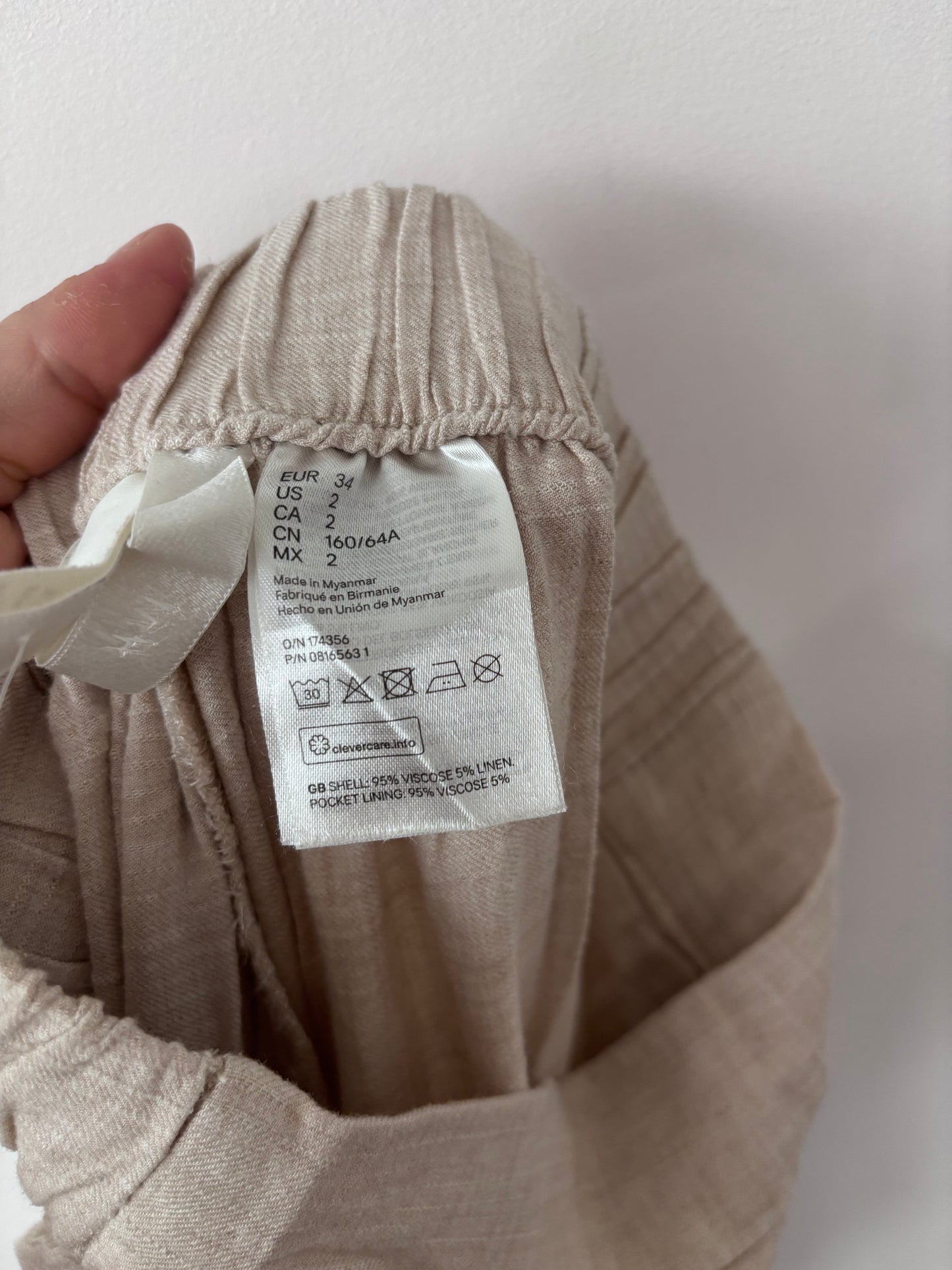 H&M Beige Pull on Pants | Sz 2 (XS/S)