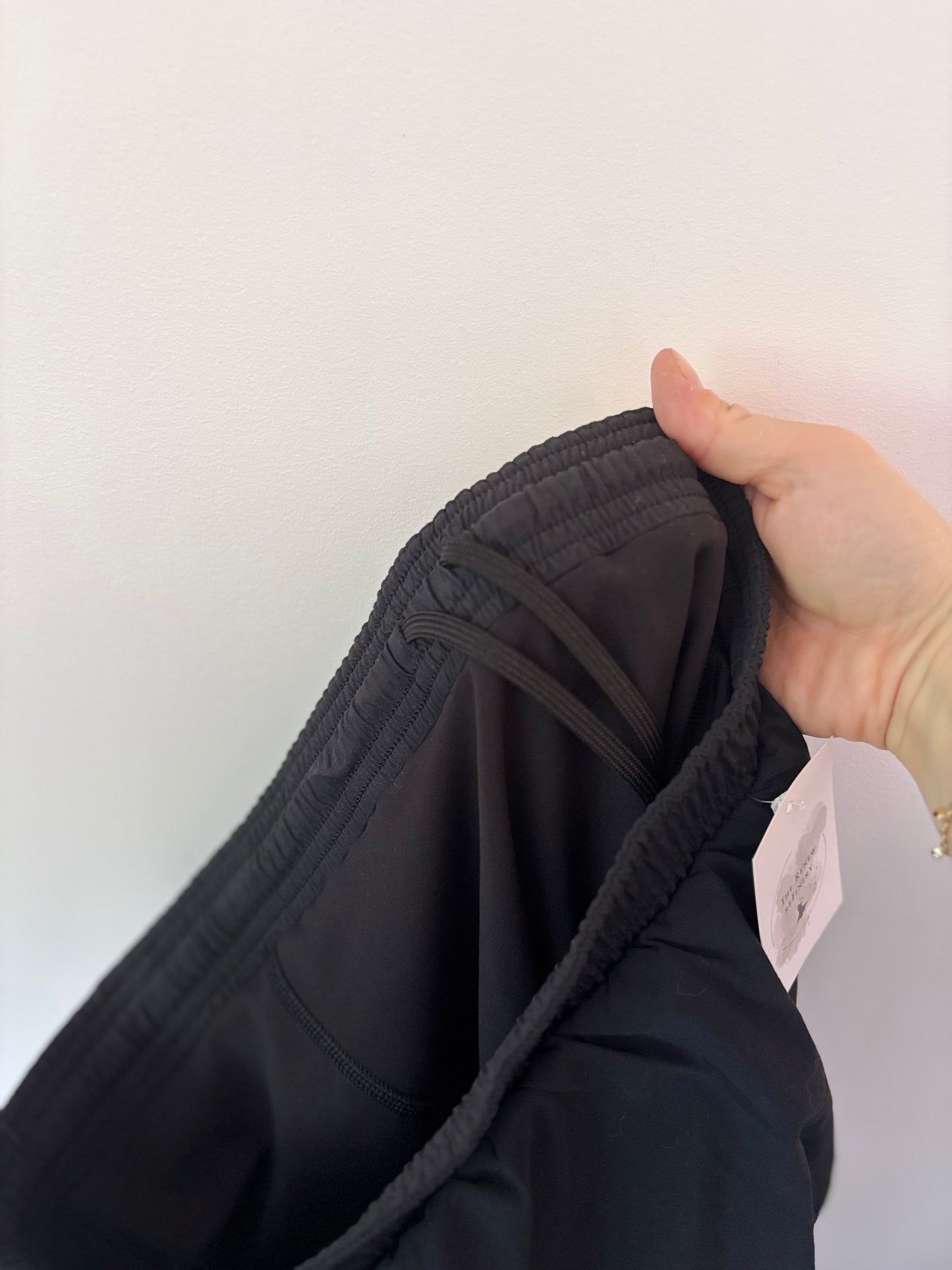 TNA Golden / Aritzia Athletic Bubble Skort | Sz Medium