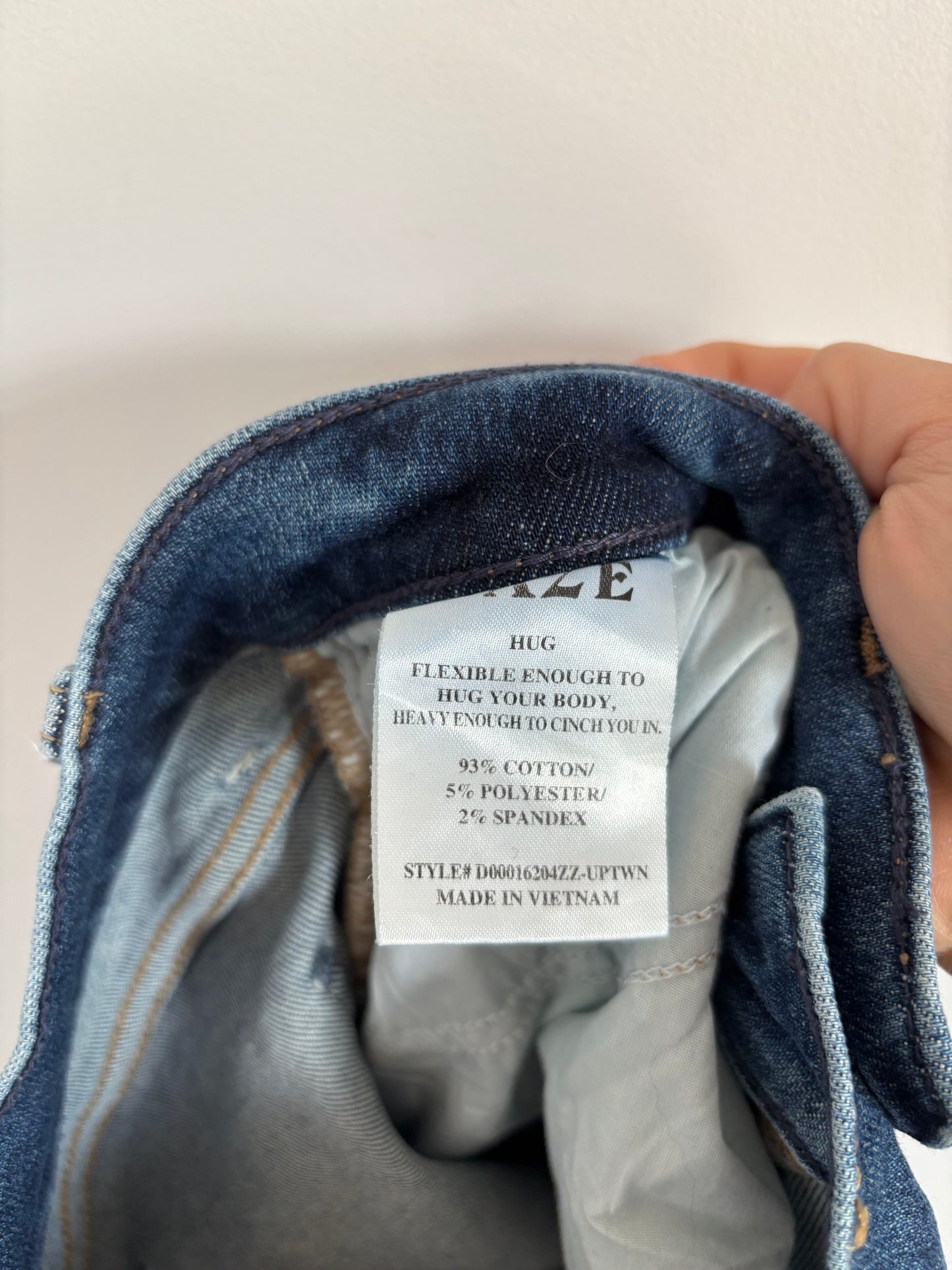 Daze Denim Pleaser Jeans High Rise Raw Hem | 29