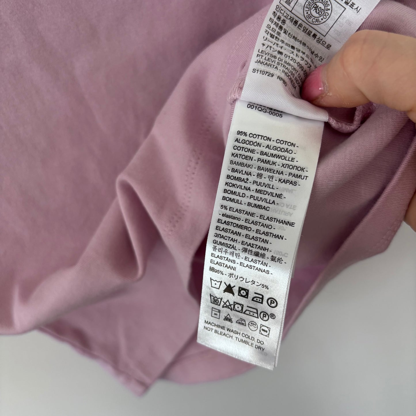 Levi's Lilac Baby Tee | Sz Medium (Small fit) (CS22W8)