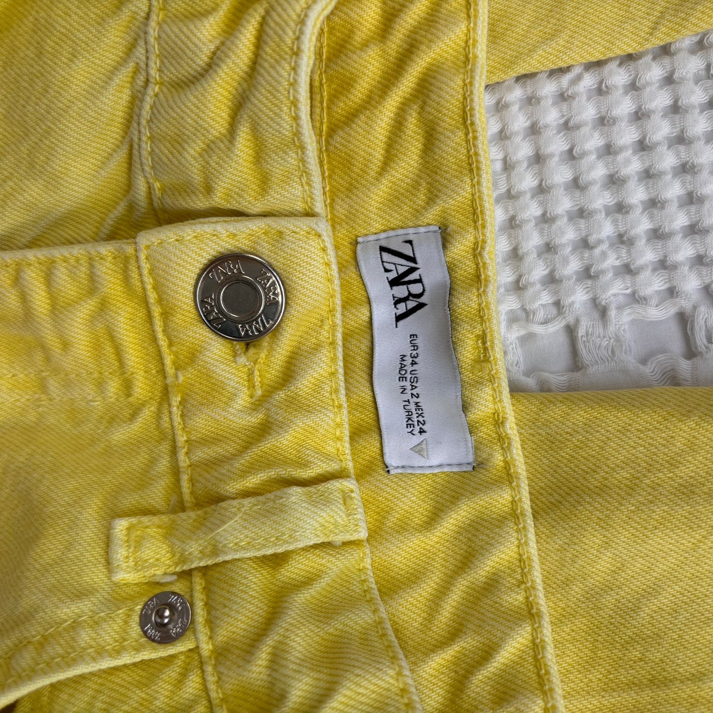 Zara Yellow High Rise Denim | Sz 2 (M94W8)