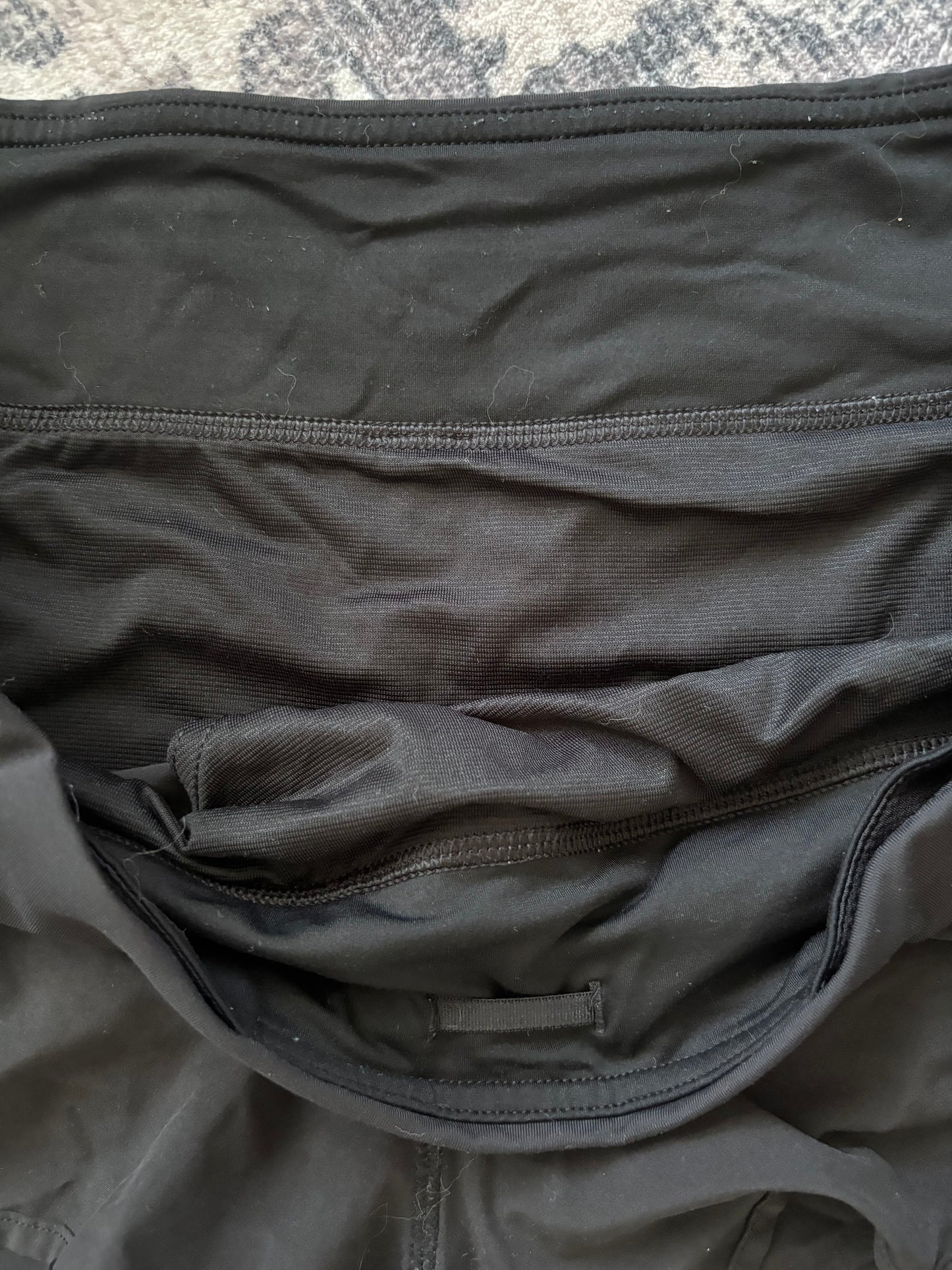 Lululemon Speed Up Shorts 2.5" Black | Sz 10
