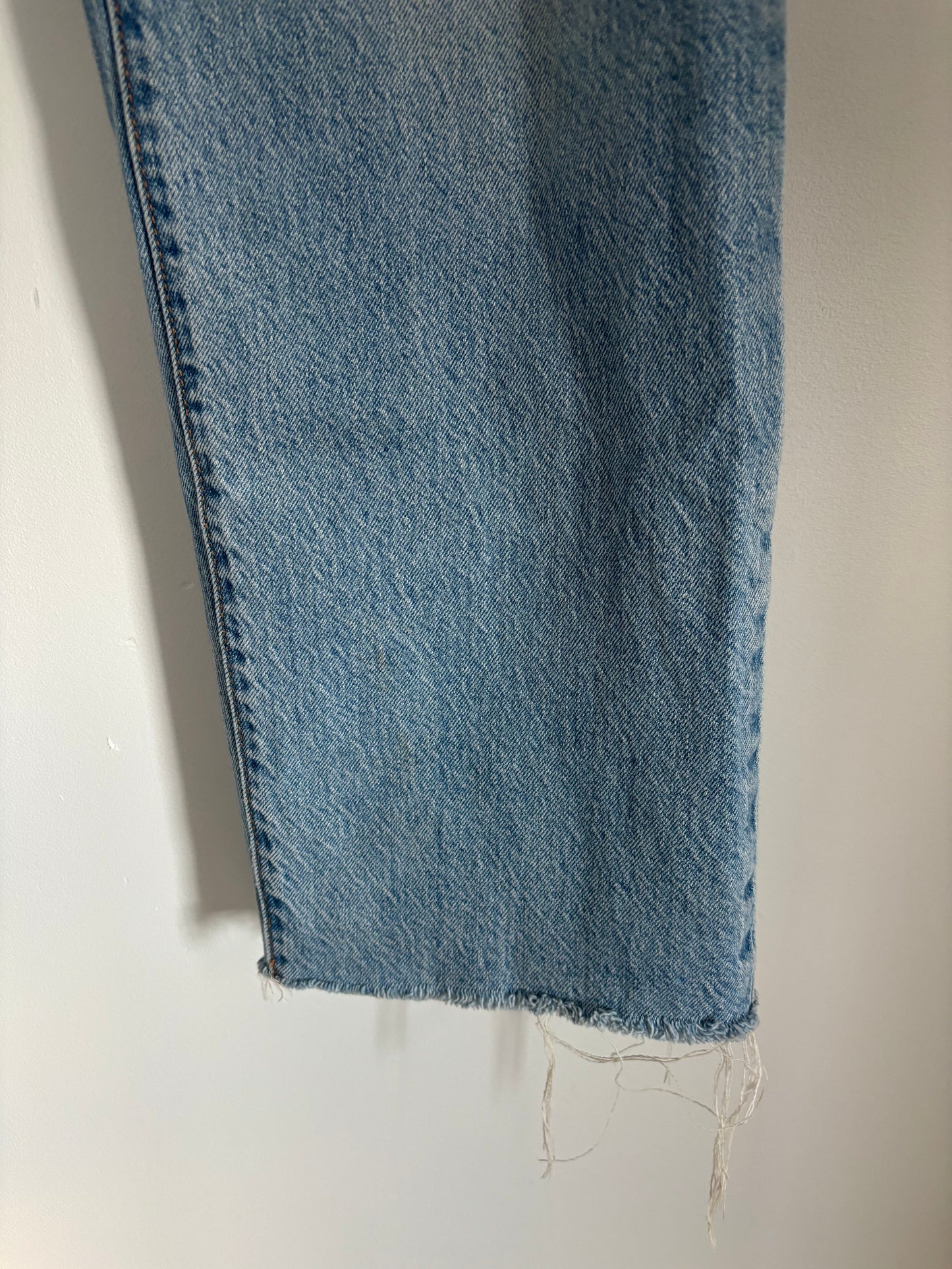 Levi's 501 90's Jeans (Raw Hem) | 26 (fit like 27)