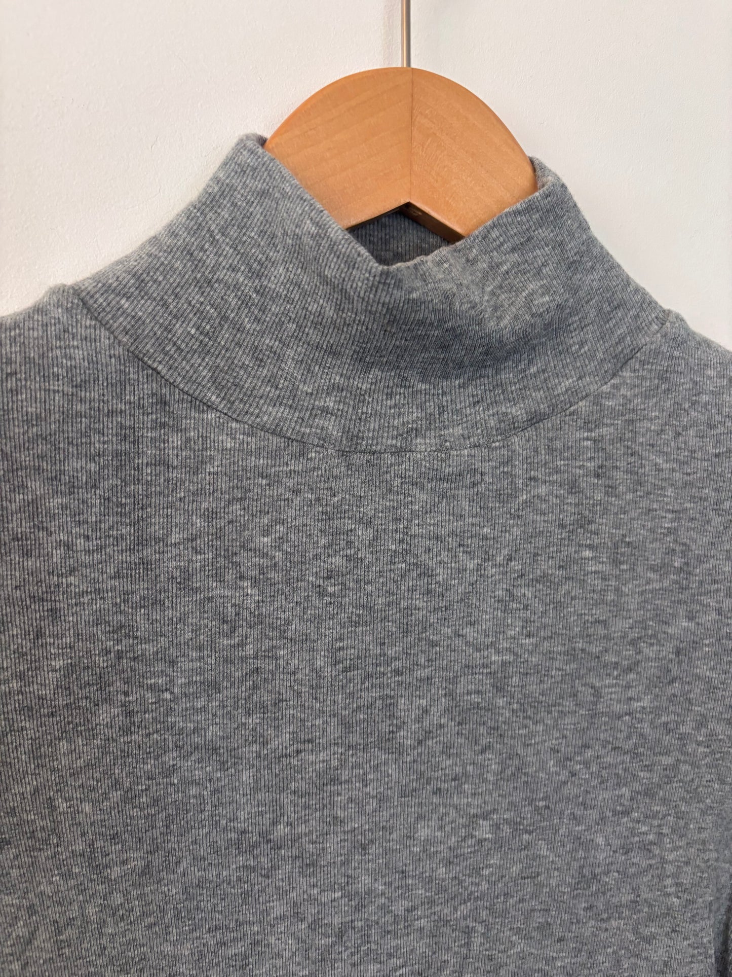 Paper Label Akari Ribbed Turtleneck Shirt | Sz Small
