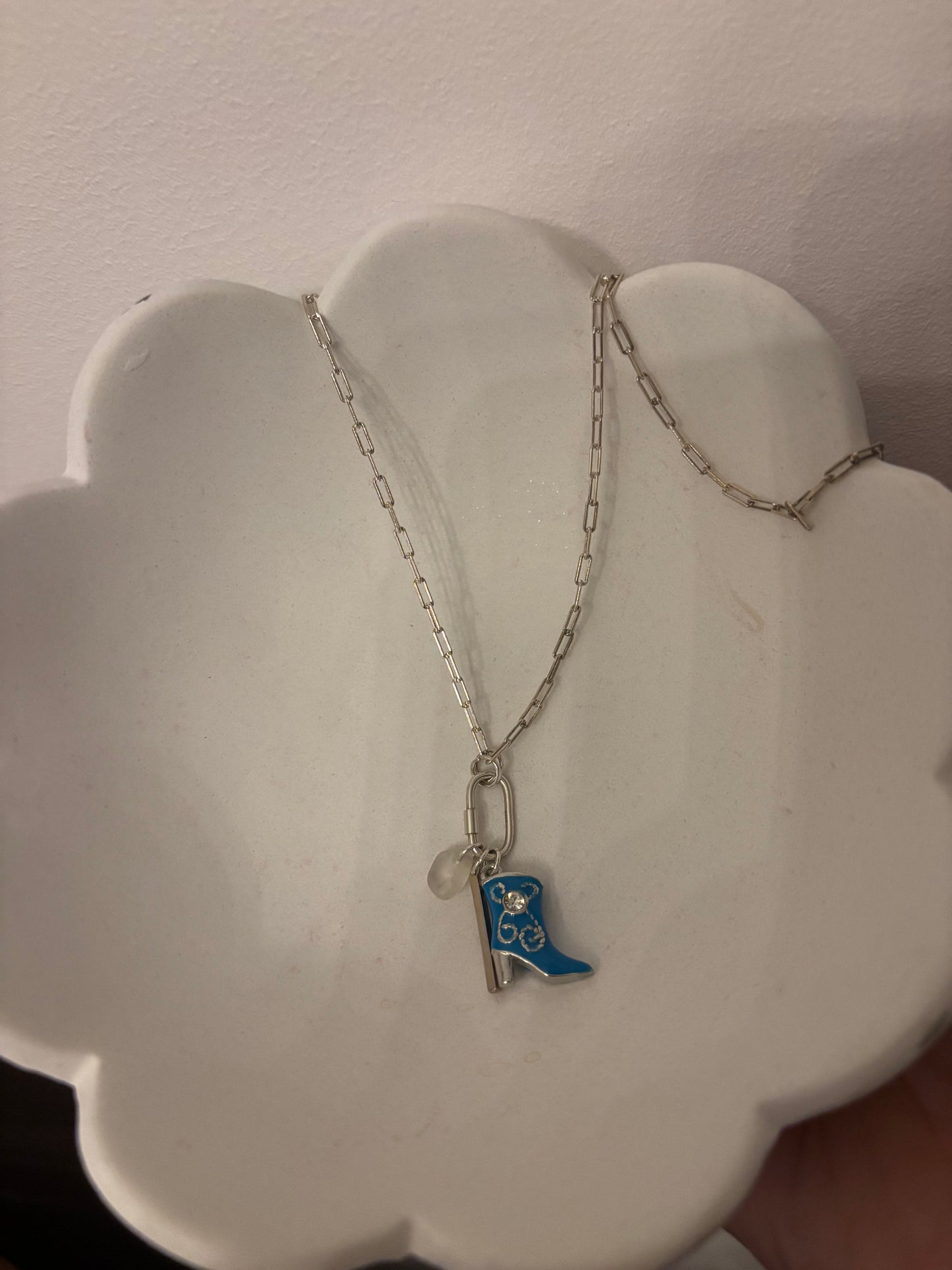 Pannamint Cottage Paperclip Chain Charm Necklace - Cowboy Boot 18"