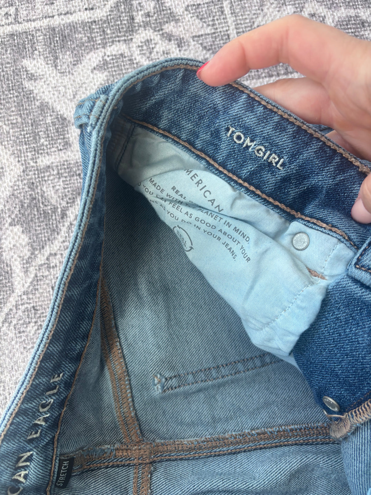 American Eagle Tomgirl Jeans | Size 6 (extra long)