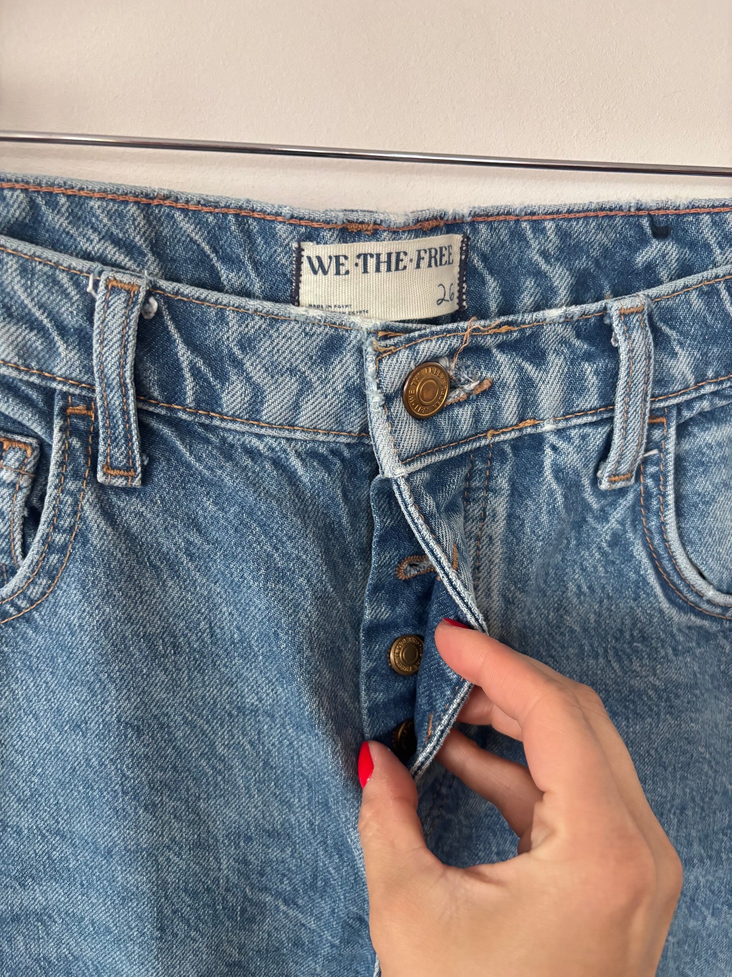 Free People Good Luck Barrel Jeans | Sz 26 (would fit 27 too)