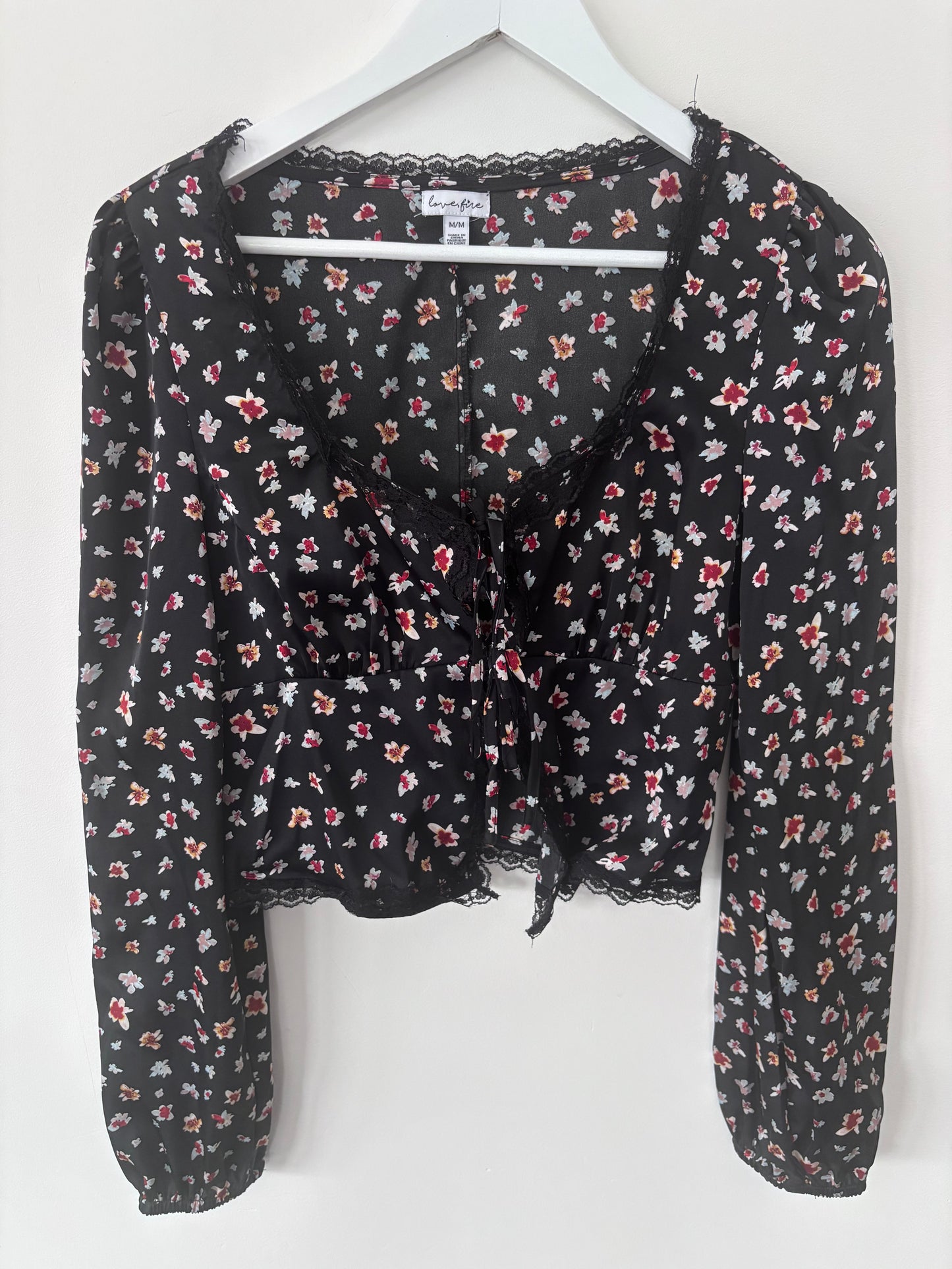 Love, Fire Floral Lace Trim Top | Sz Medium