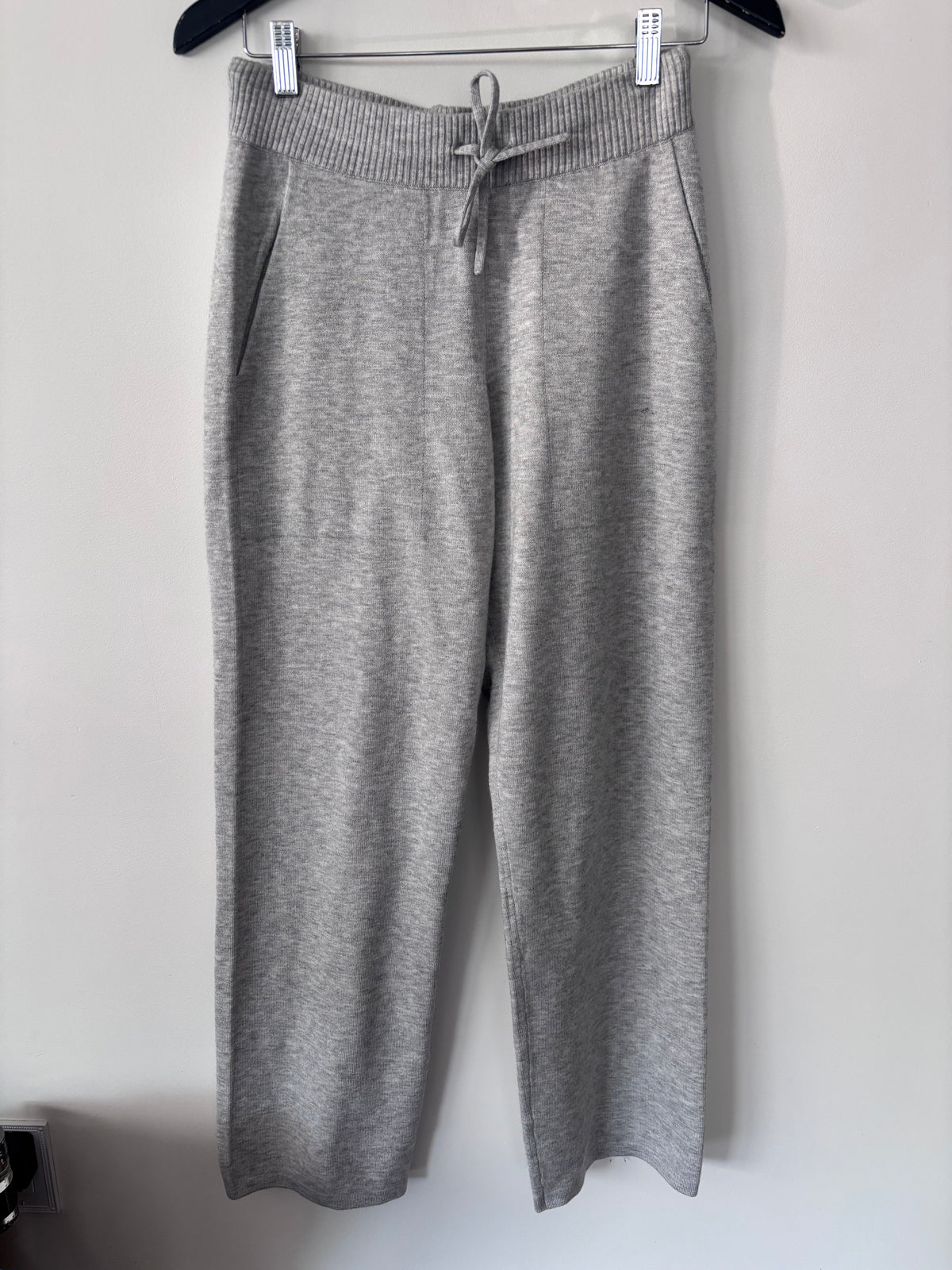 Lazy Pants Soft Grey Lounge Pants | Sz Small (fits a bit big. Matching hoodie in Medium available)