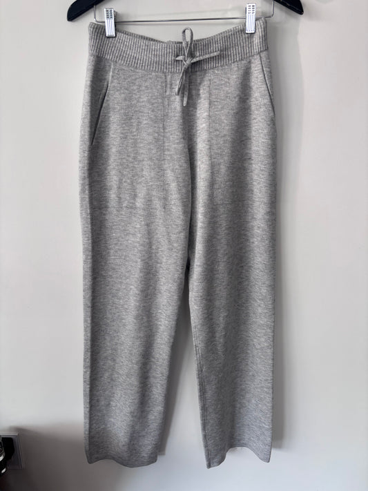 Lazy Pants Soft Grey Lounge Pants | Sz Small (fits a bit big. Matching hoodie in Medium available)