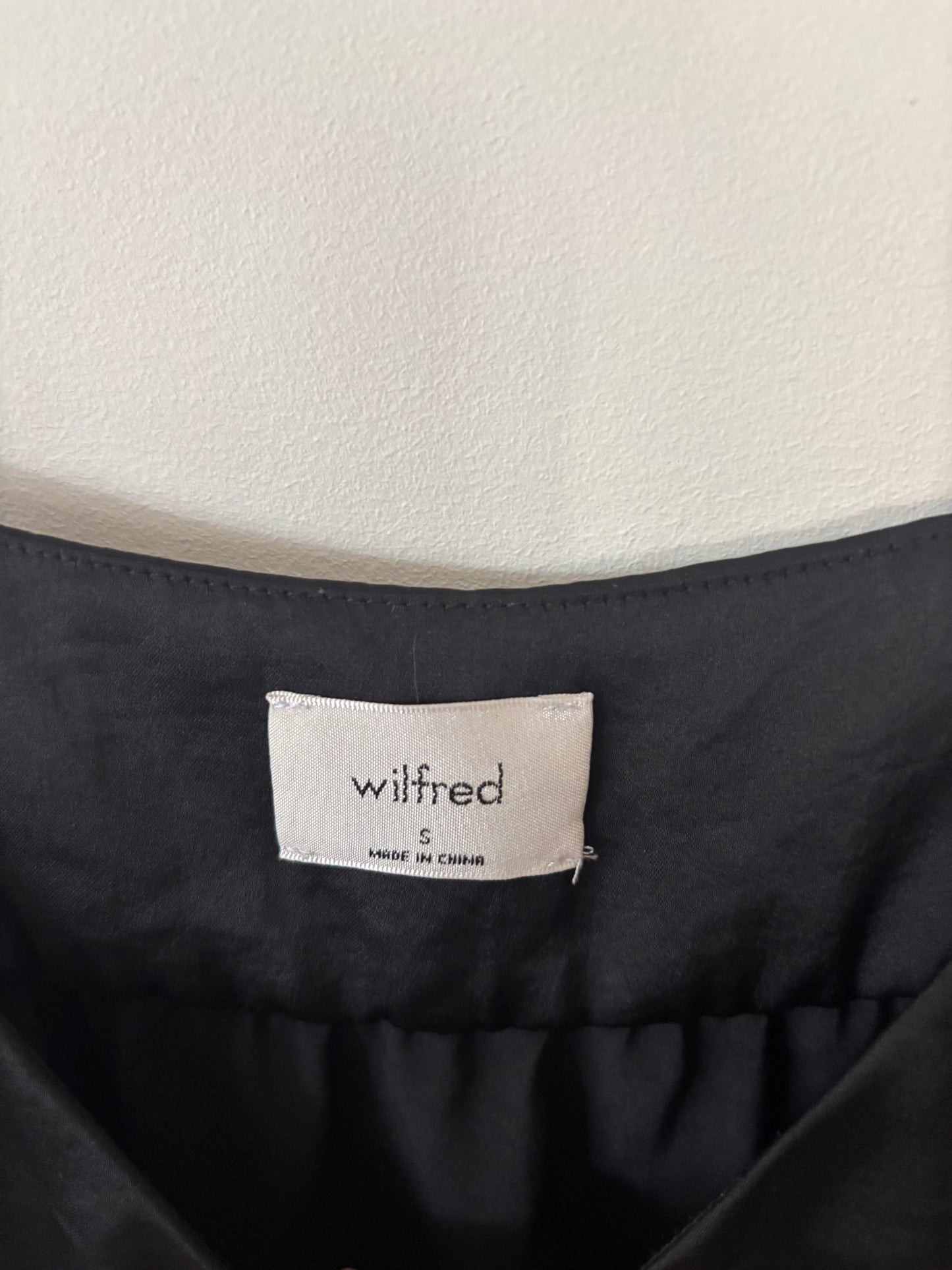 Wilfred / Aritzia Lover Satin Camisole | Small (N202K6)